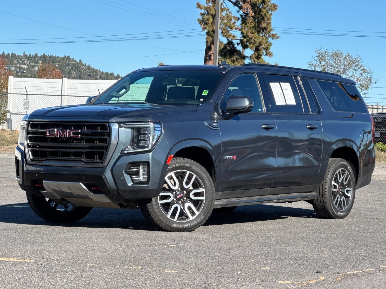 2021 GMC Yukon XL AT4's photo
