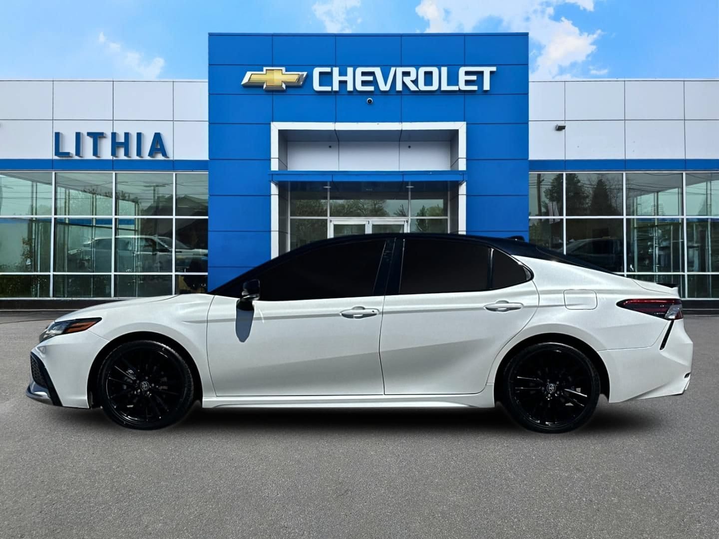 Thumbnail: 2024 Toyota Camry - 5