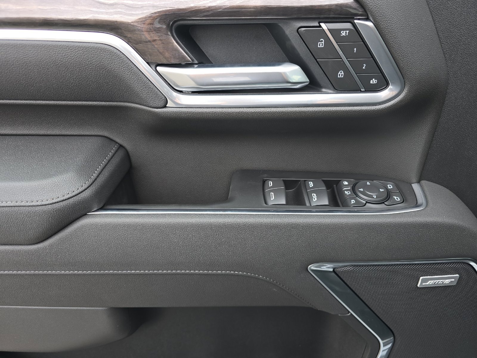 Thumbnail: 2026 Chevrolet Silverado 3500 - 12