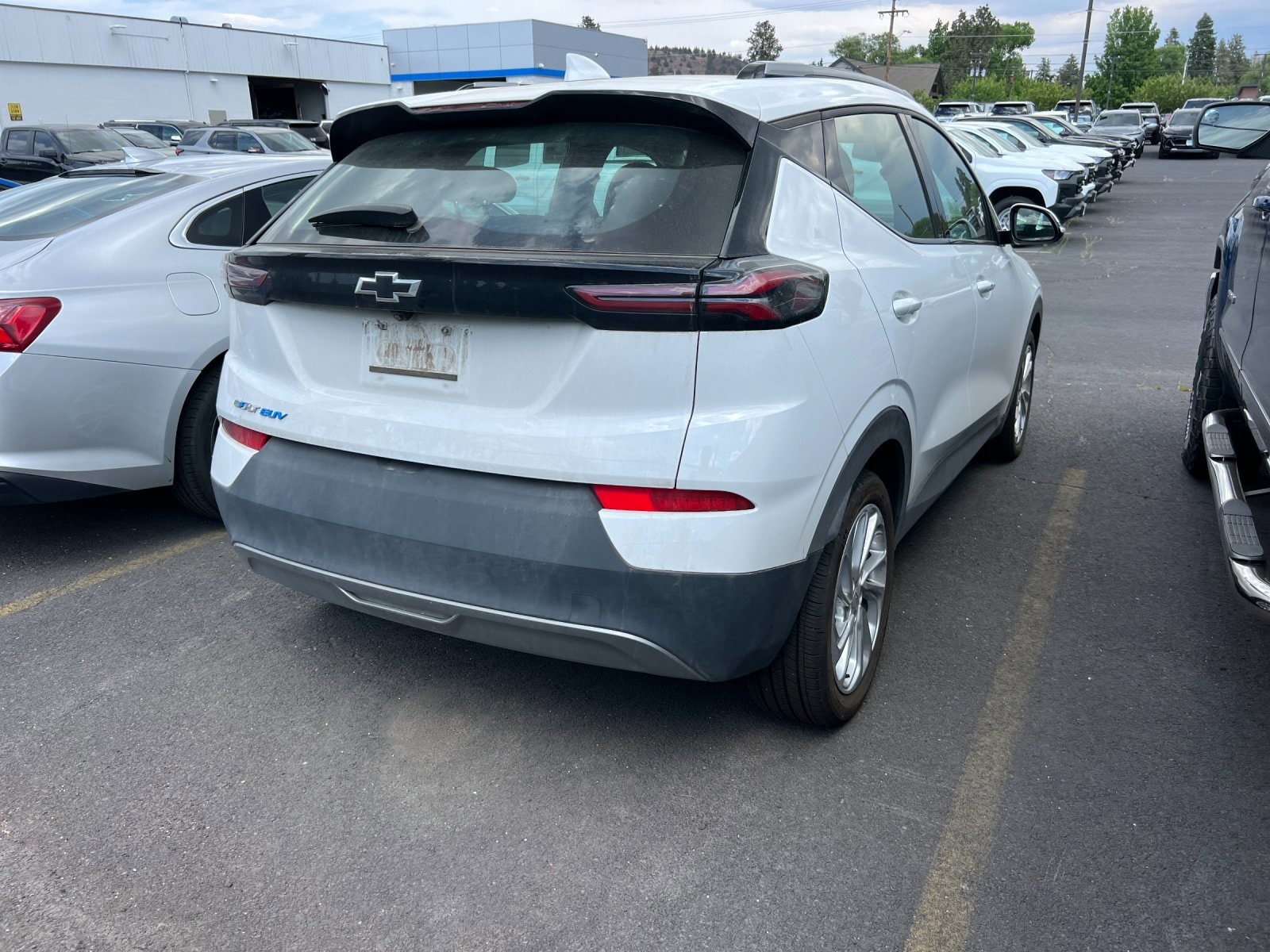 Used 2023 Chevrolet Bolt EUV LT with VIN 1G1FY6S05P4151270 for sale in Bend, OR