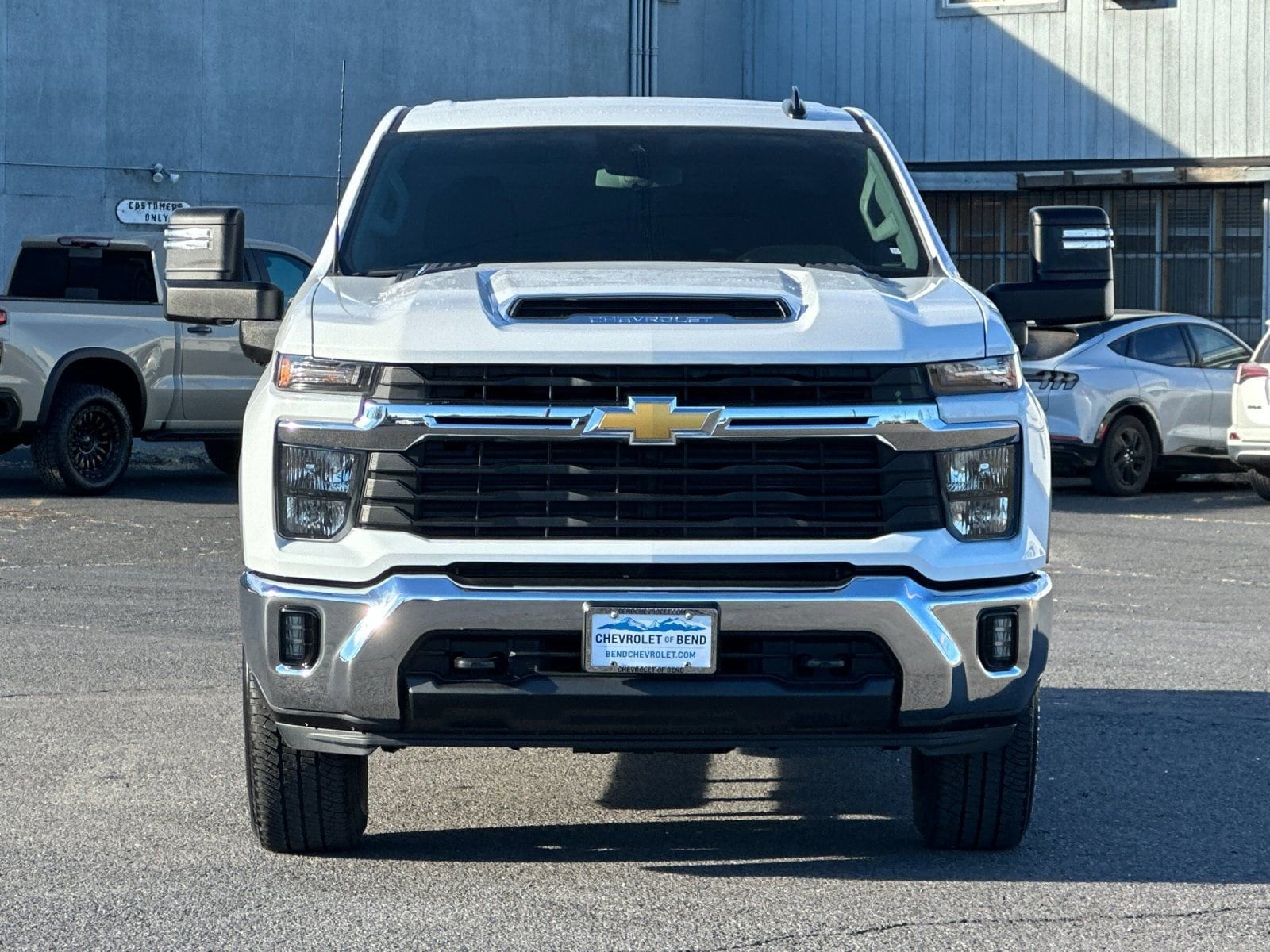 Thumbnail: 2026 Chevrolet Silverado 2500 - 10