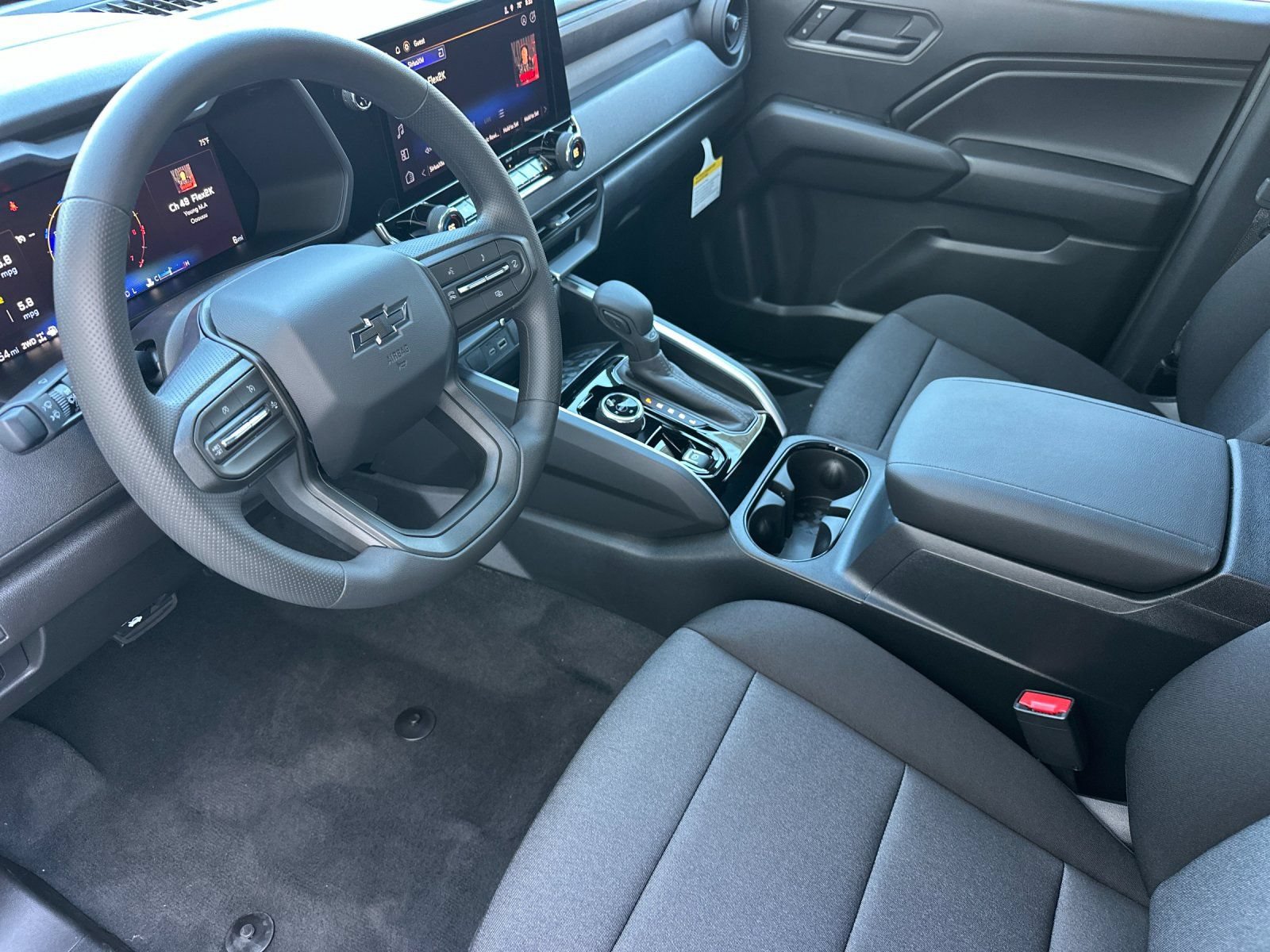 2026 Chevrolet Colorado Trail Boss - Photo 11