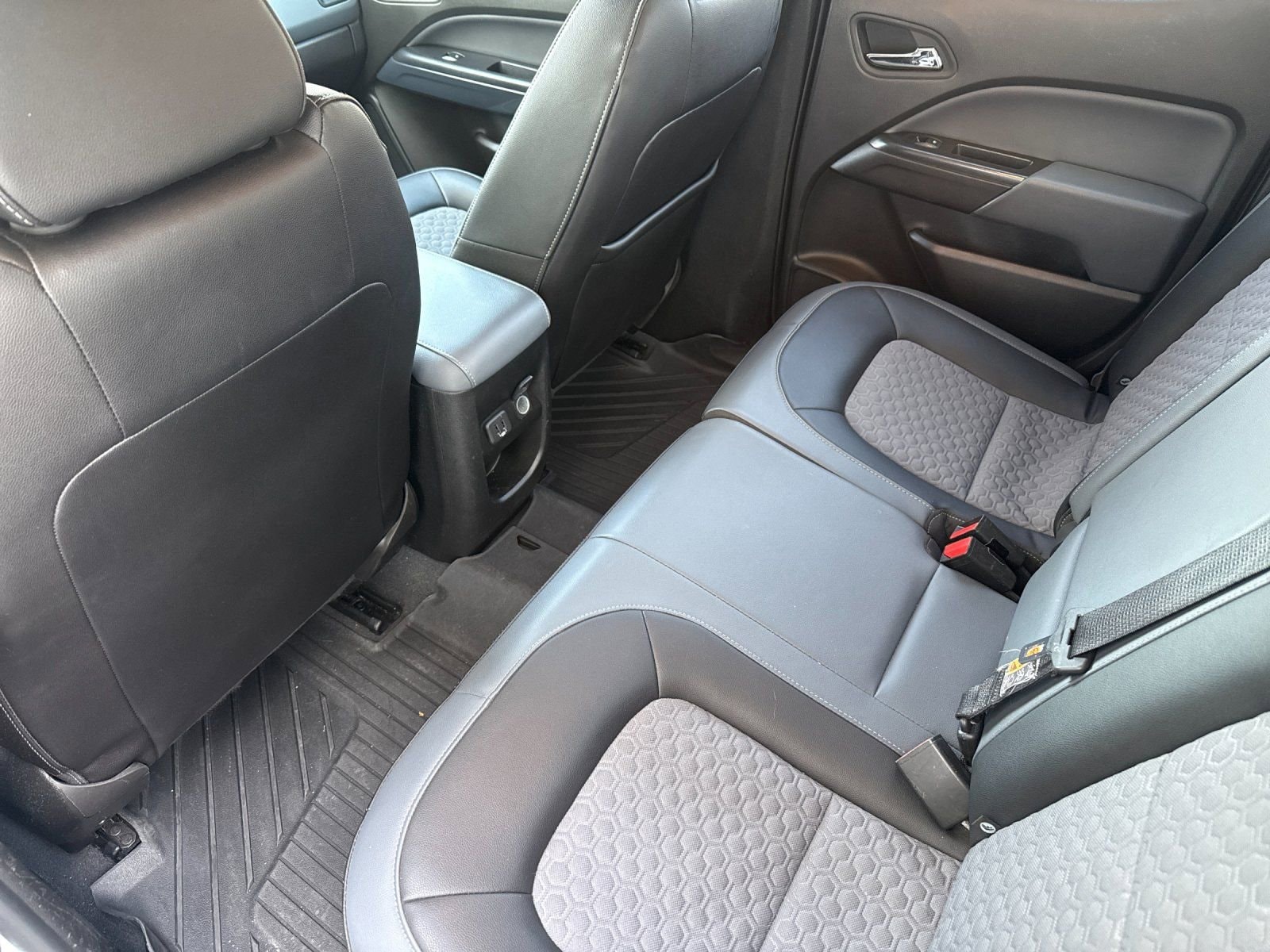 Thumbnail: 2019 Chevrolet Colorado - 4