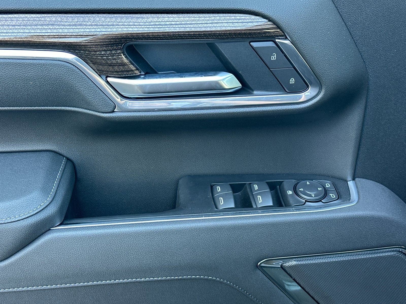 2026 Chevrolet Silverado 1500 LT - Photo 13