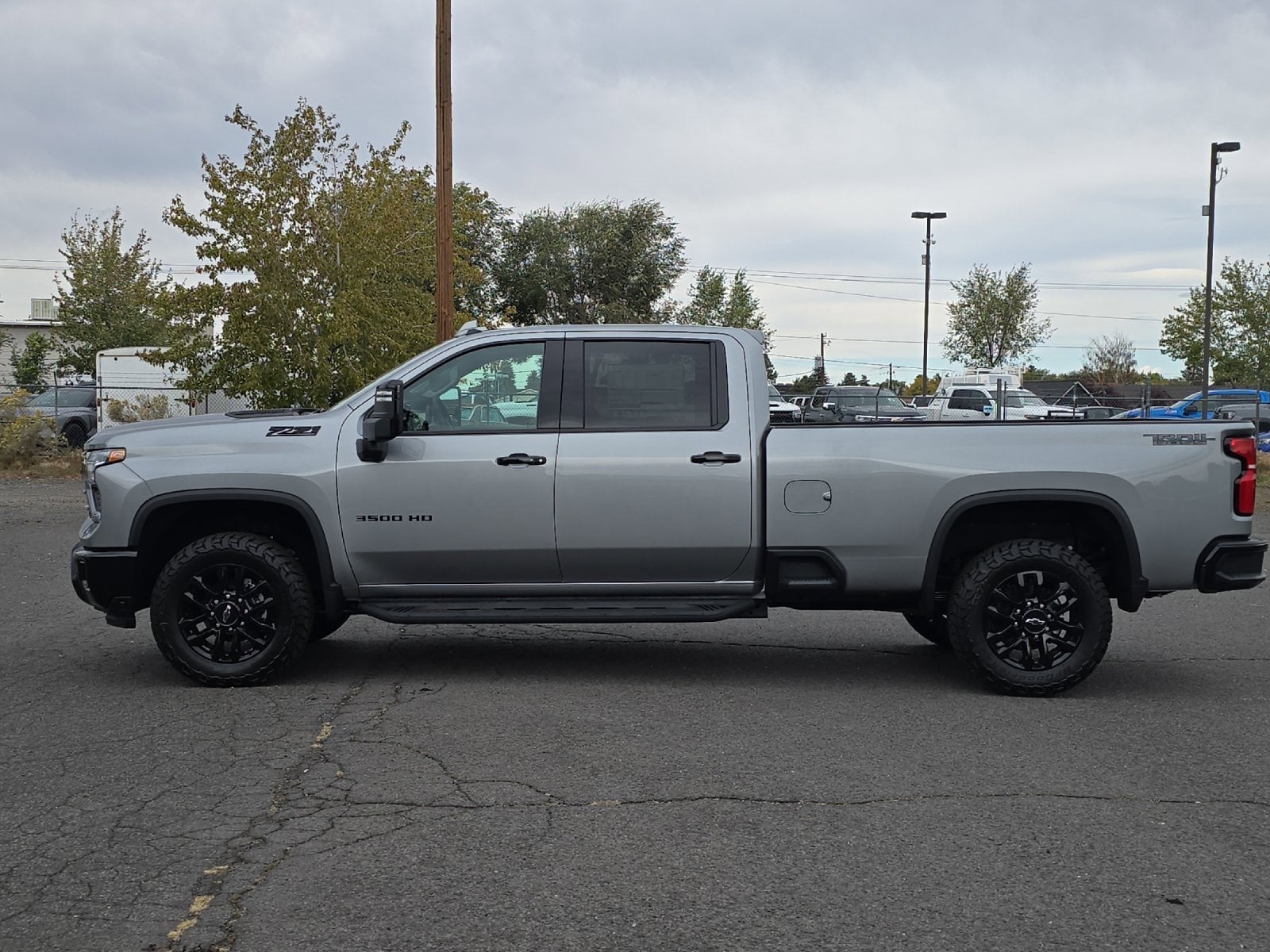 Thumbnail: 2026 Chevrolet Silverado 3500 - 5