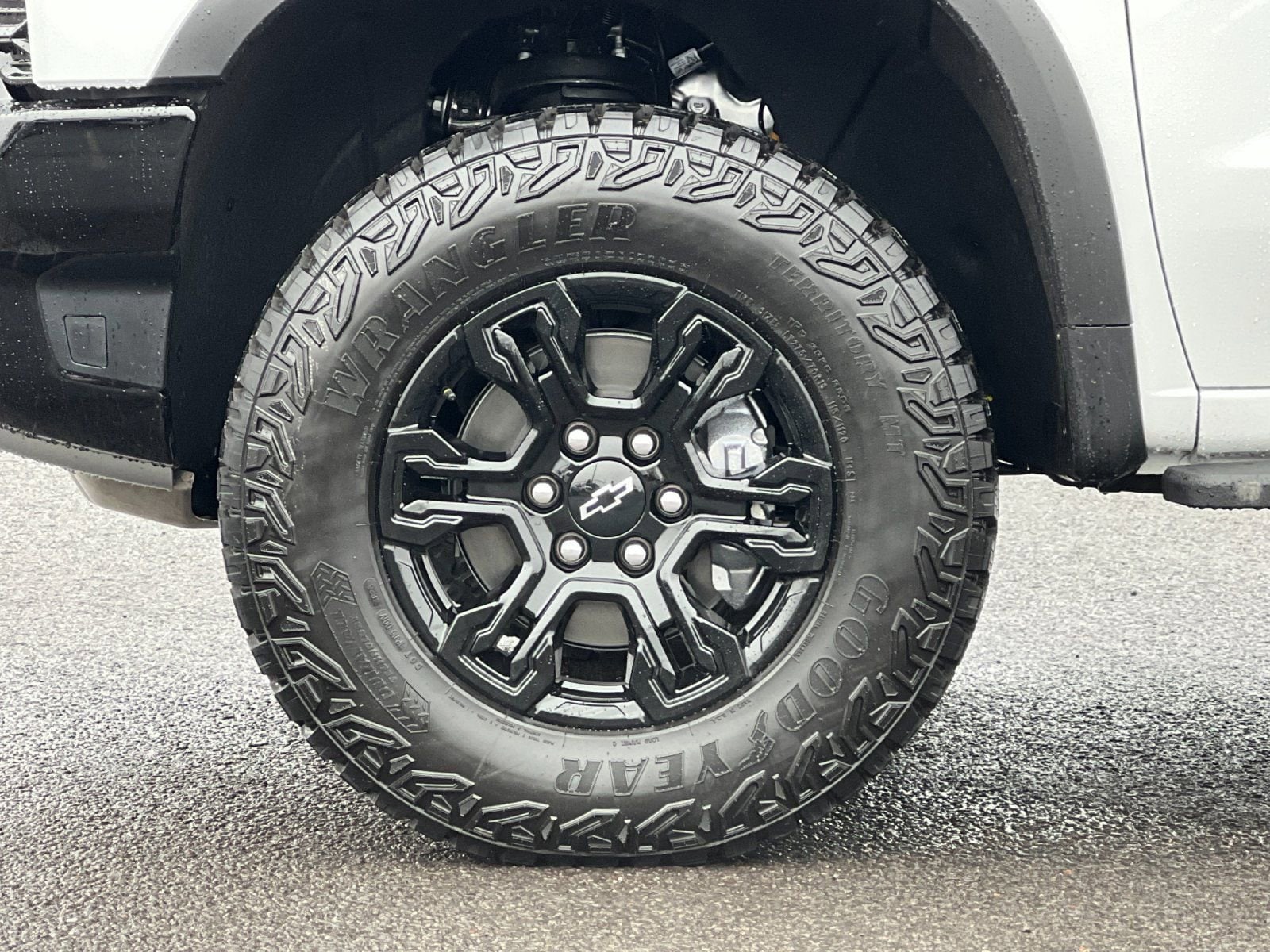 Thumbnail: 2026 Chevrolet Silverado 1500 - 26