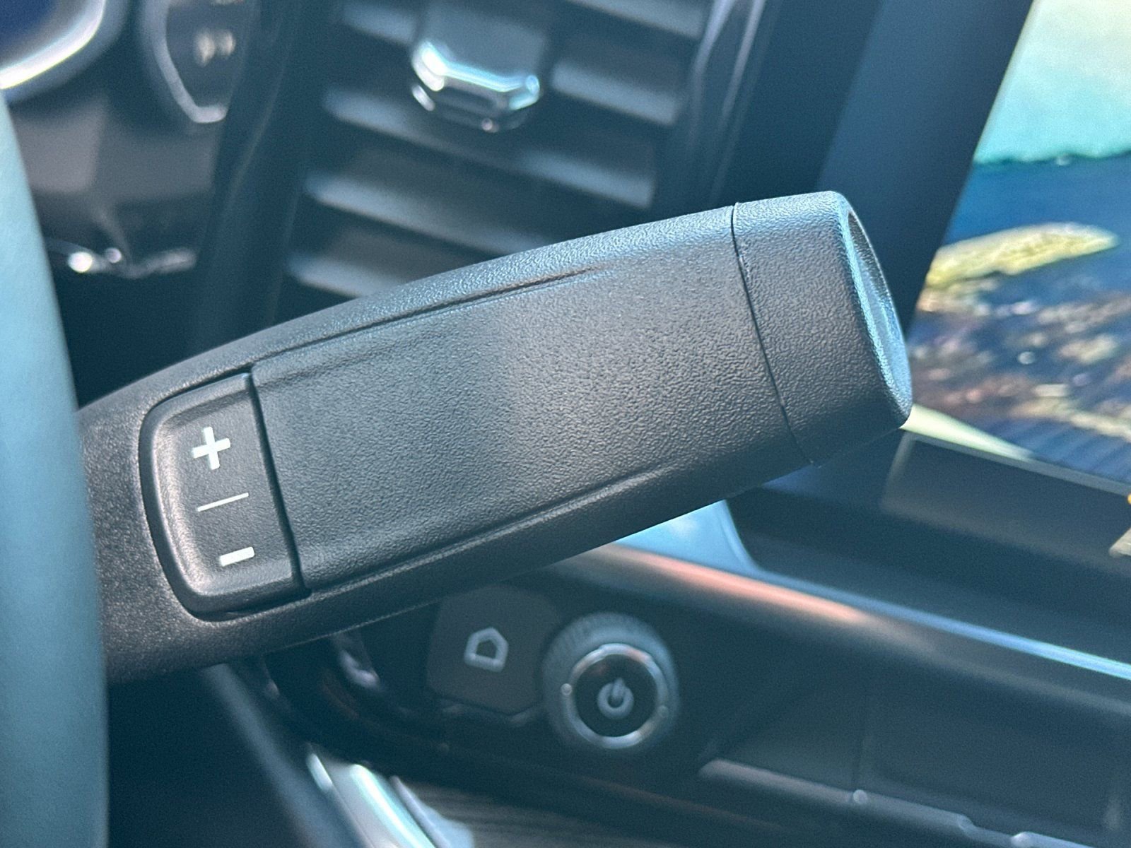 Thumbnail: 2026 Chevrolet Silverado 2500 - 21