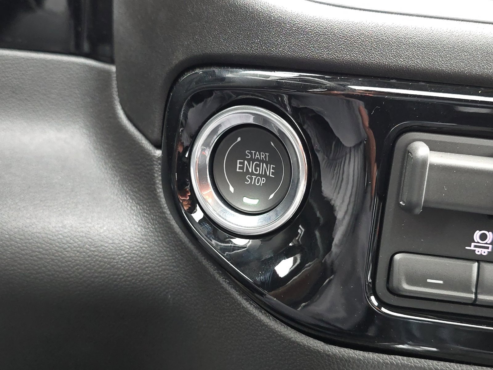 Thumbnail: 2026 Chevrolet Silverado 3500 - 22