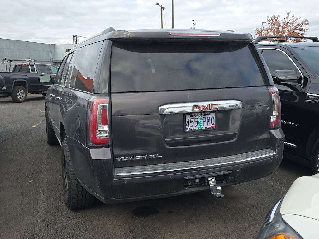 Used 2017 GMC Yukon XL Denali SUV