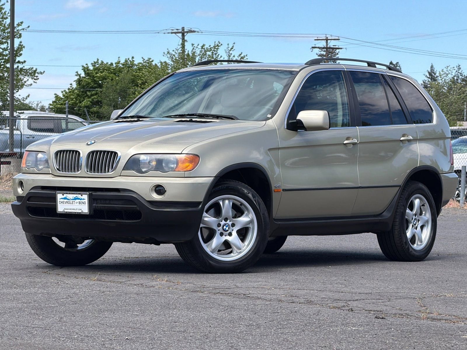 2001 BMW X5 4.4i's photo