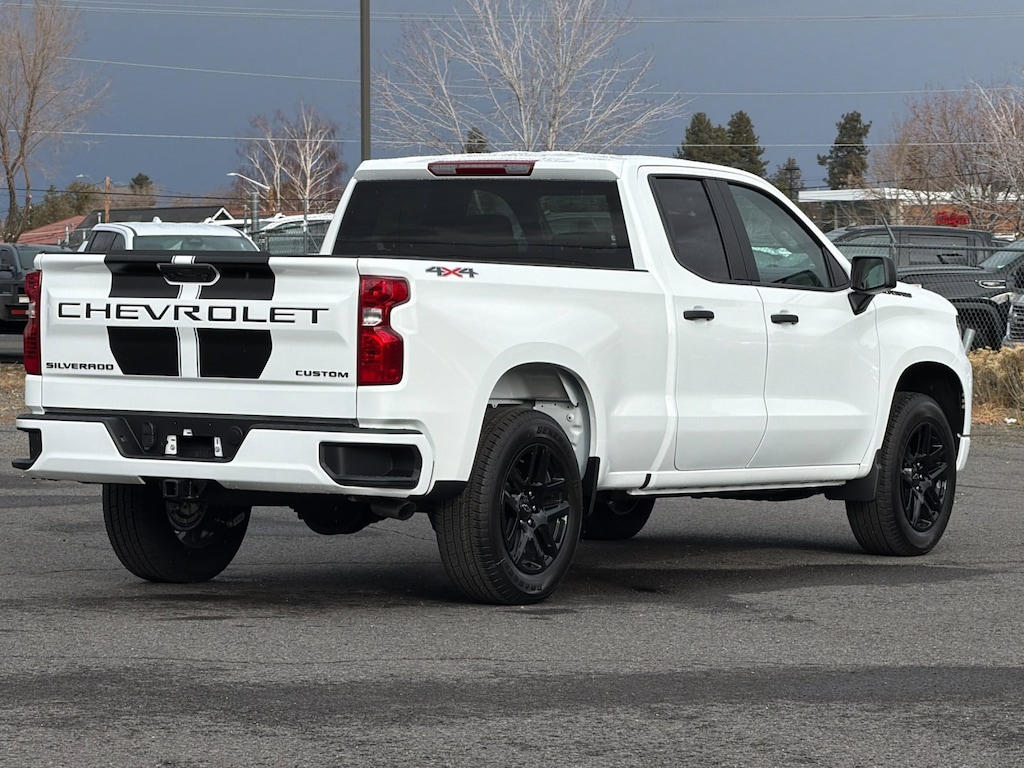 New 2026 Chevrolet Silverado 1500 Custom Truck