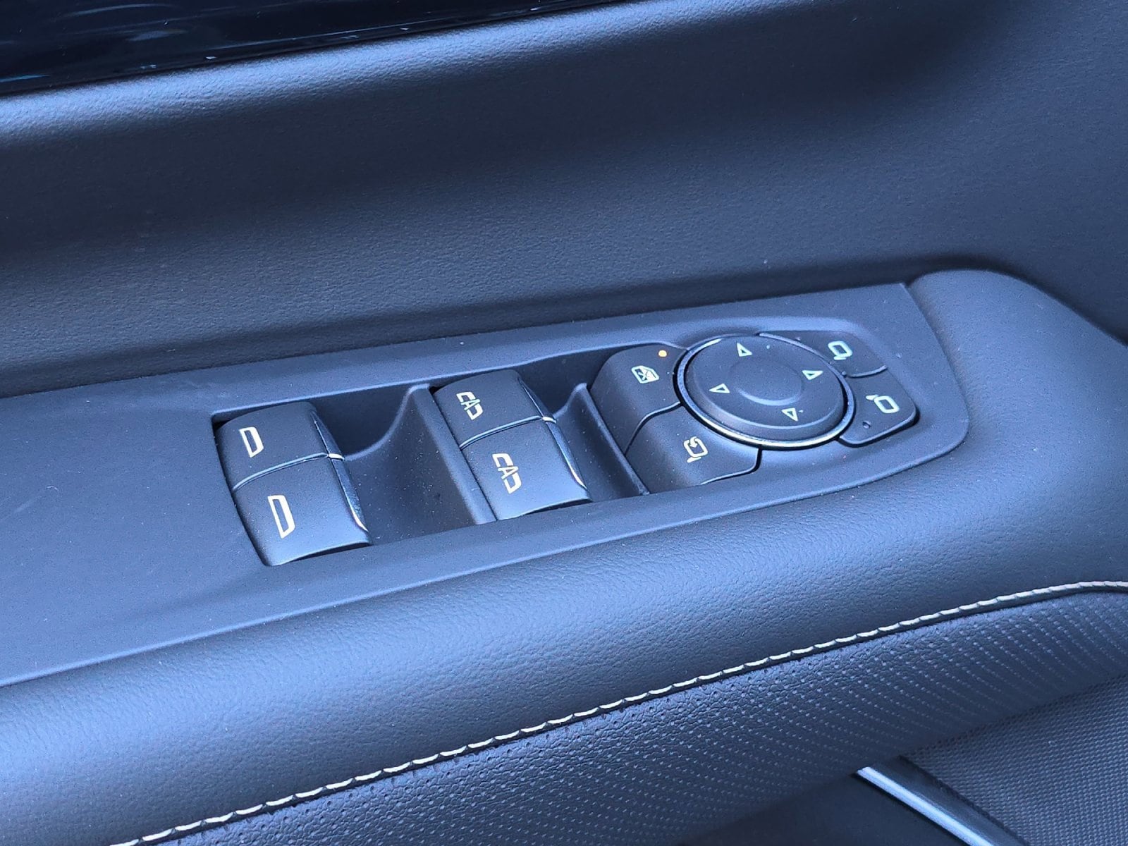 Thumbnail: 2026 Chevrolet Tahoe - 13