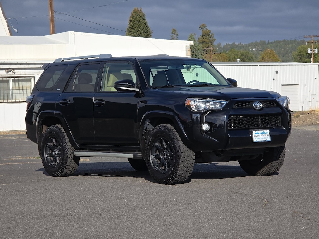 Used 2018 Toyota 4Runner SR5 SUV