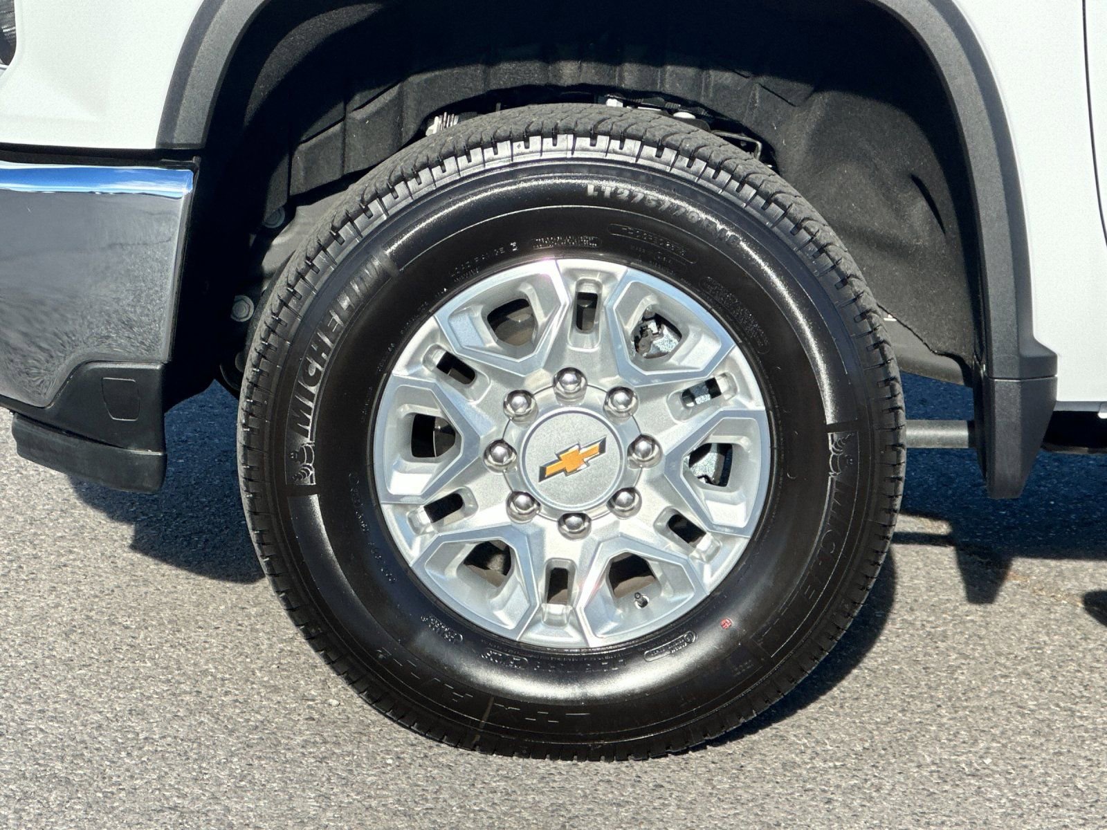 Thumbnail: 2026 Chevrolet Silverado 2500 - 26