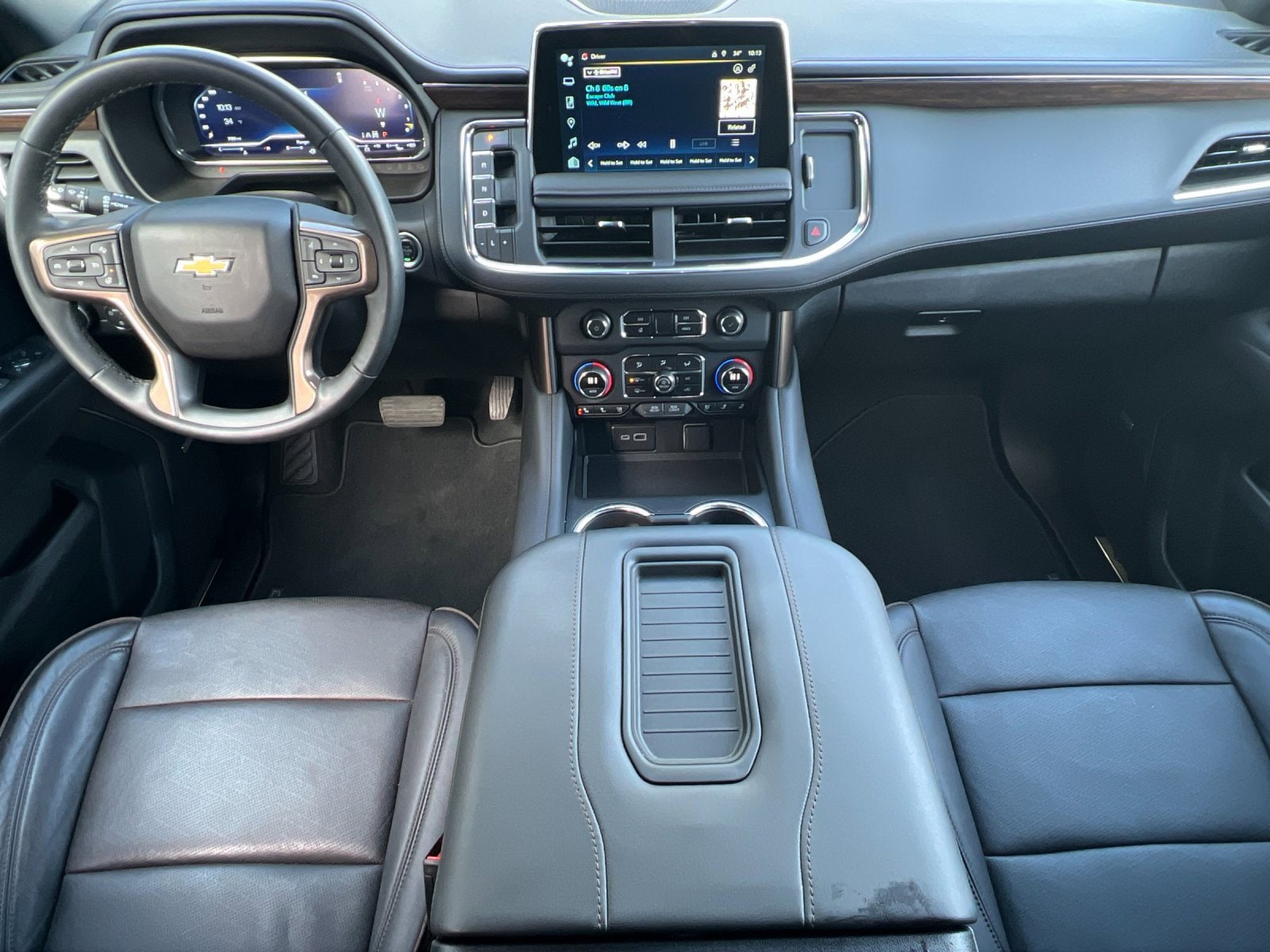 Thumbnail: 2024 Chevrolet Tahoe - 3