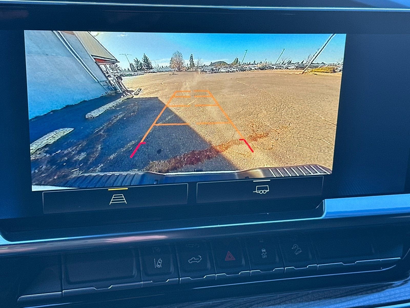 Thumbnail: 2026 Chevrolet Silverado 2500 - 19