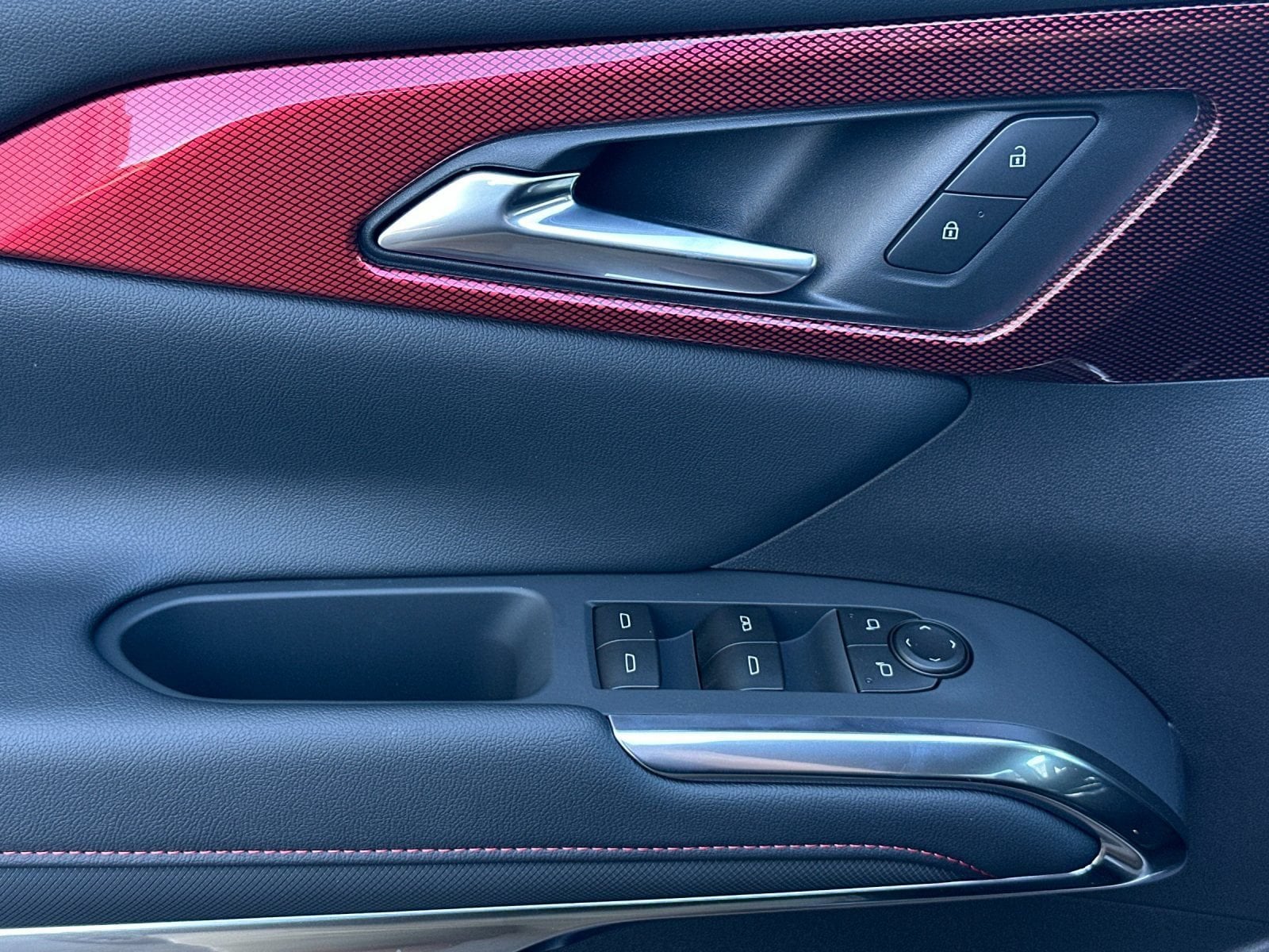 Thumbnail: 2026 Chevrolet Traverse - 13