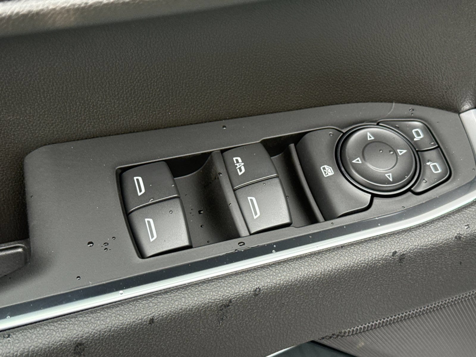 2026 Chevrolet Silverado 1500 LT - Photo 13