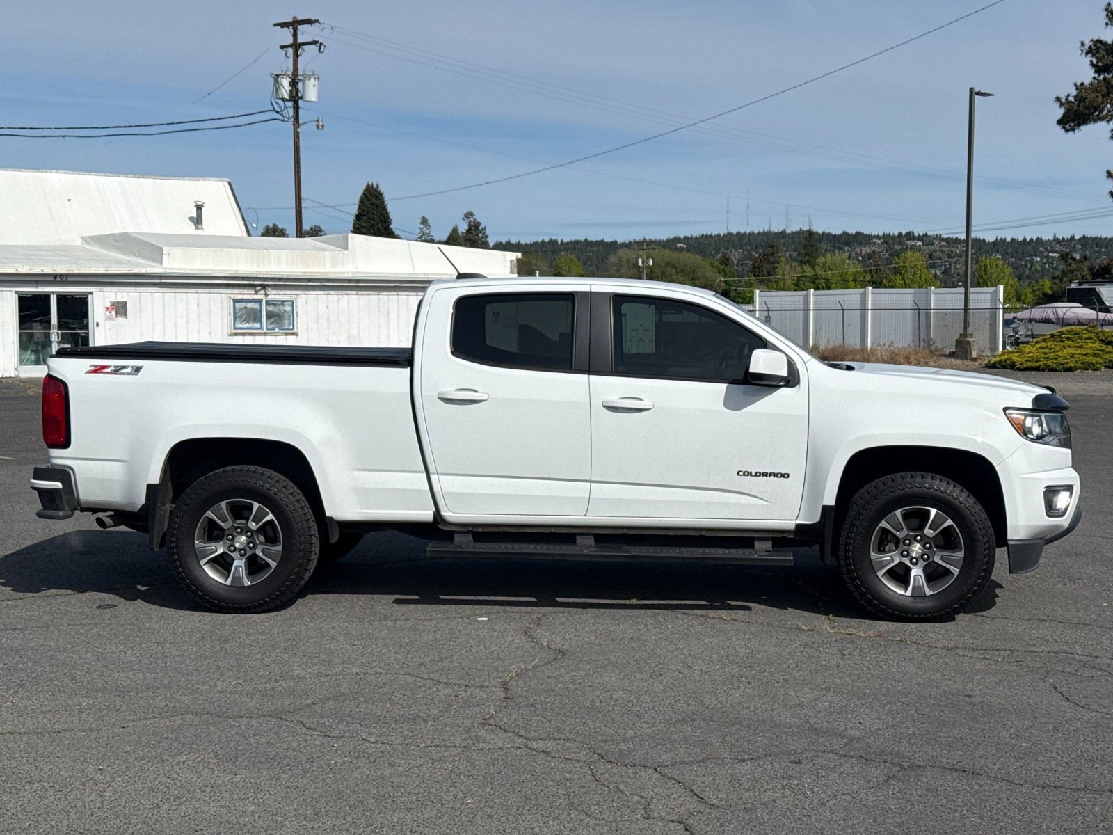 Thumbnail: 2019 Chevrolet Colorado - 8