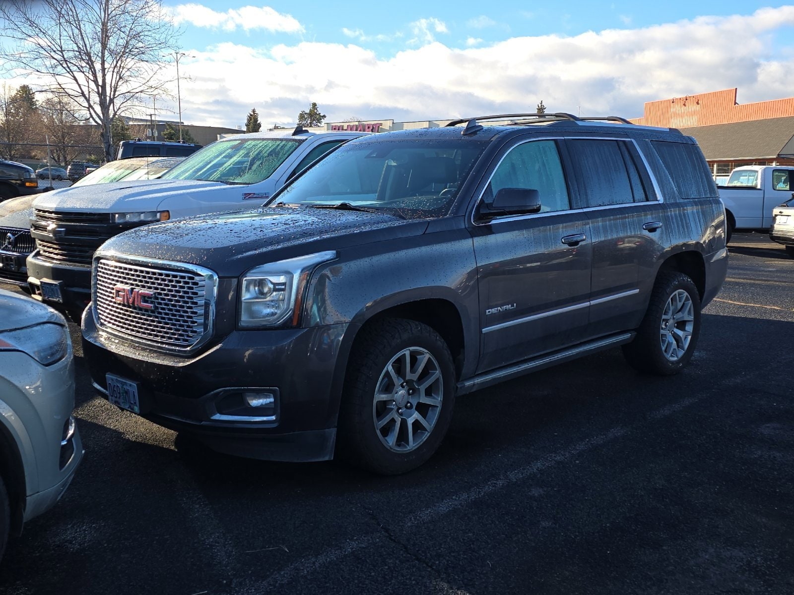 2017 GMC Yukon Denali's photo