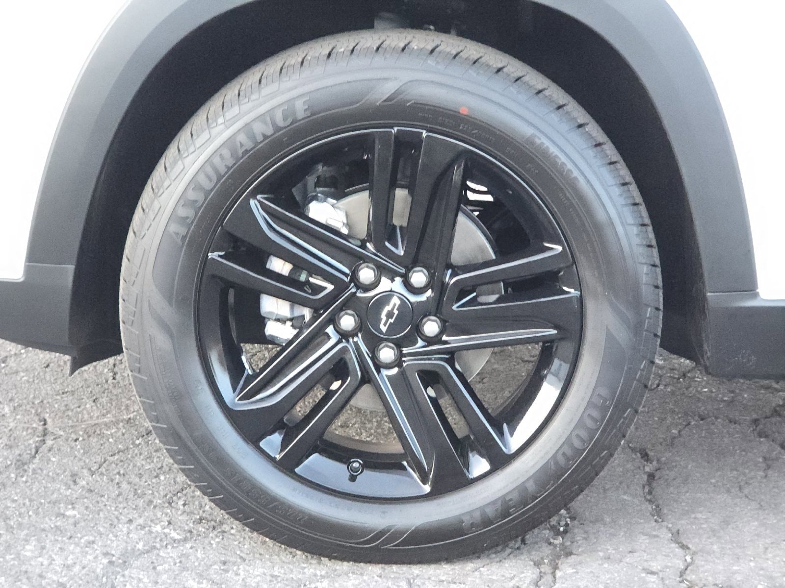 Thumbnail: 2026 Chevrolet Trax - 25