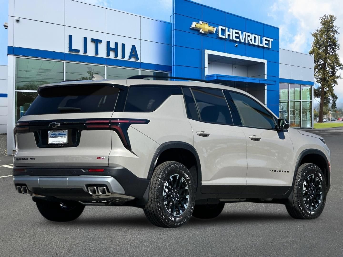 Thumbnail: 2026 Chevrolet Traverse - 2