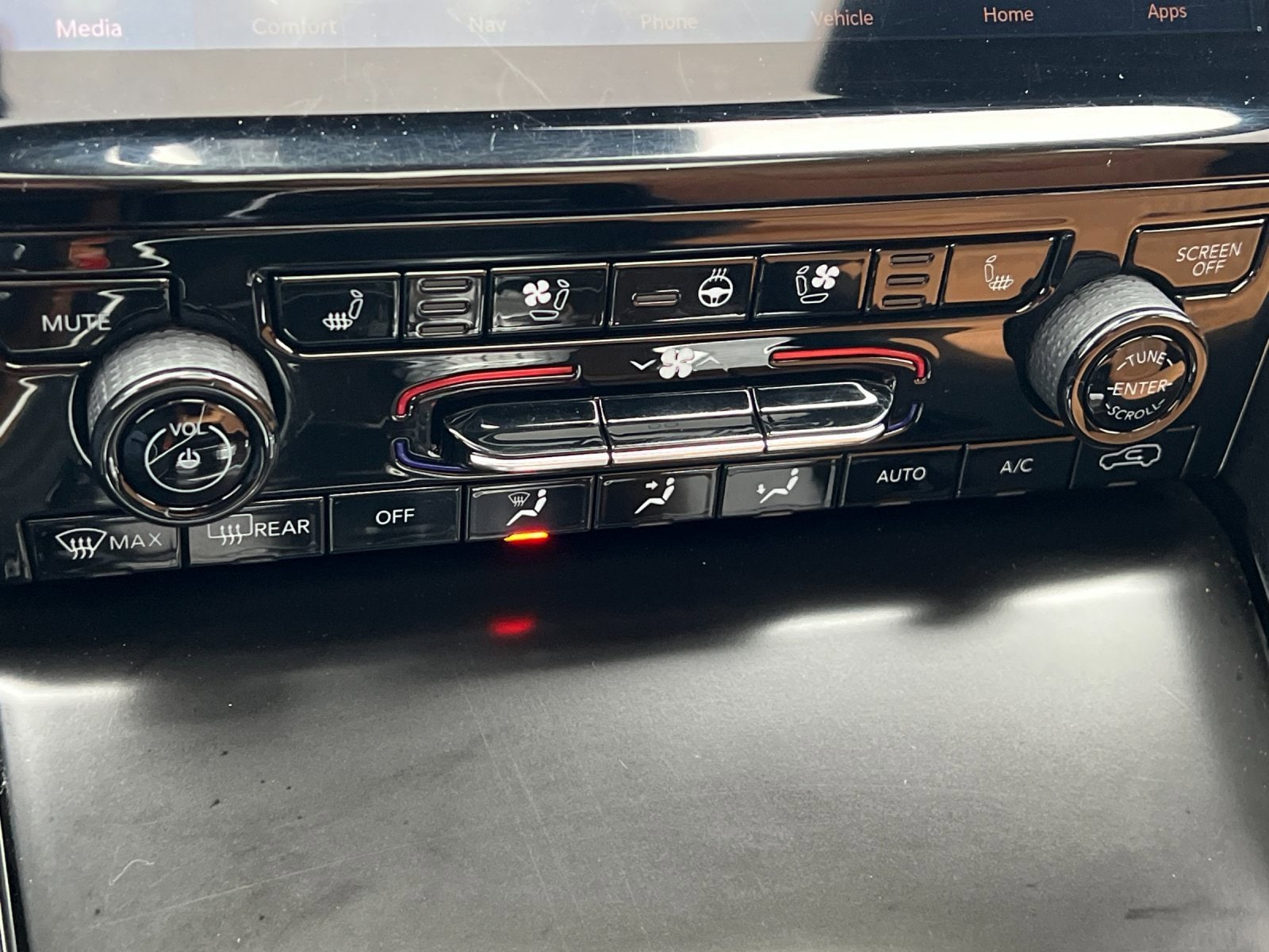 Thumbnail: 2022 Jeep Grand Cherokee L - 20