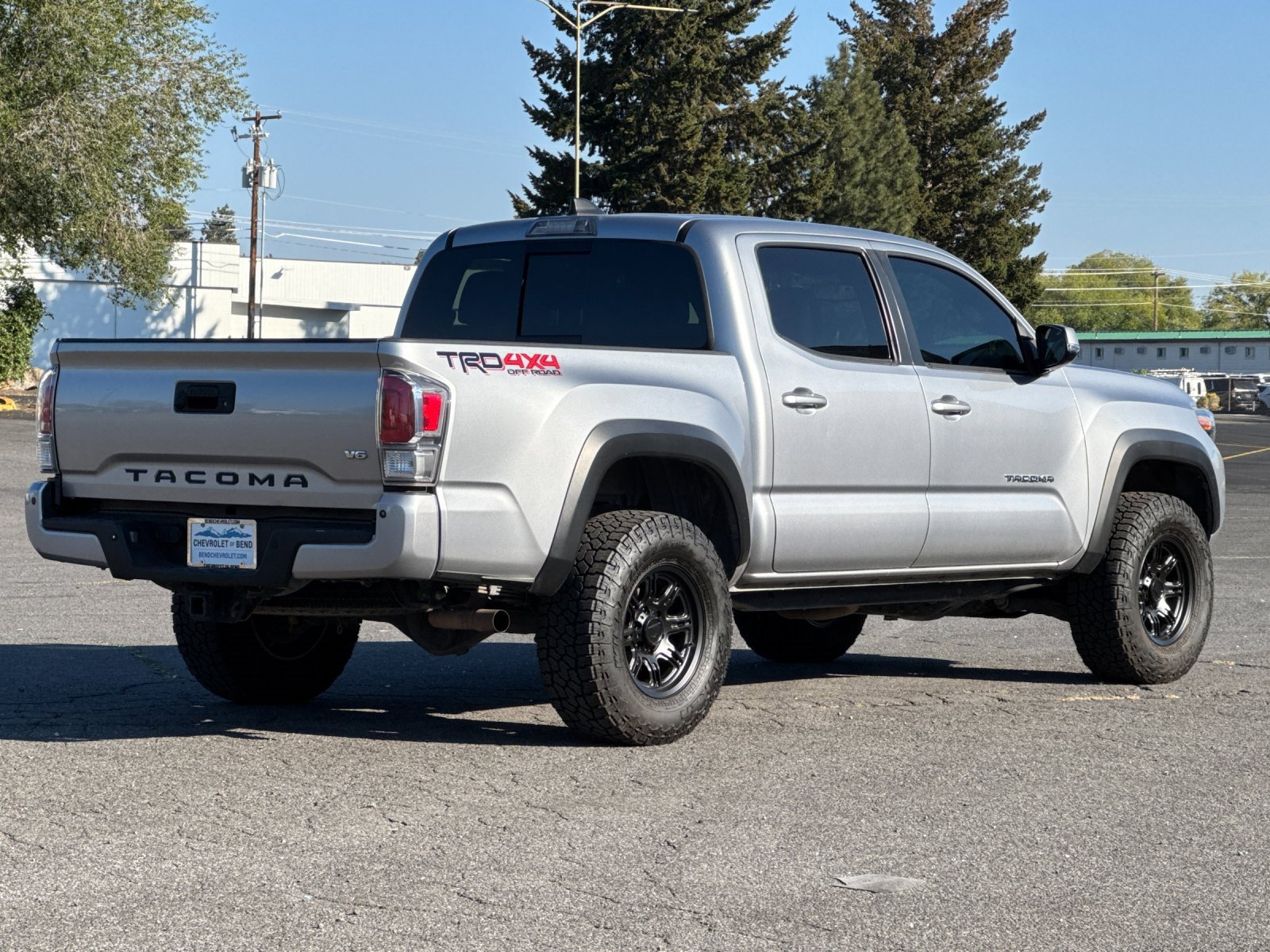 2021 Toyota Tacoma TRD Off-Road V6 photo 2