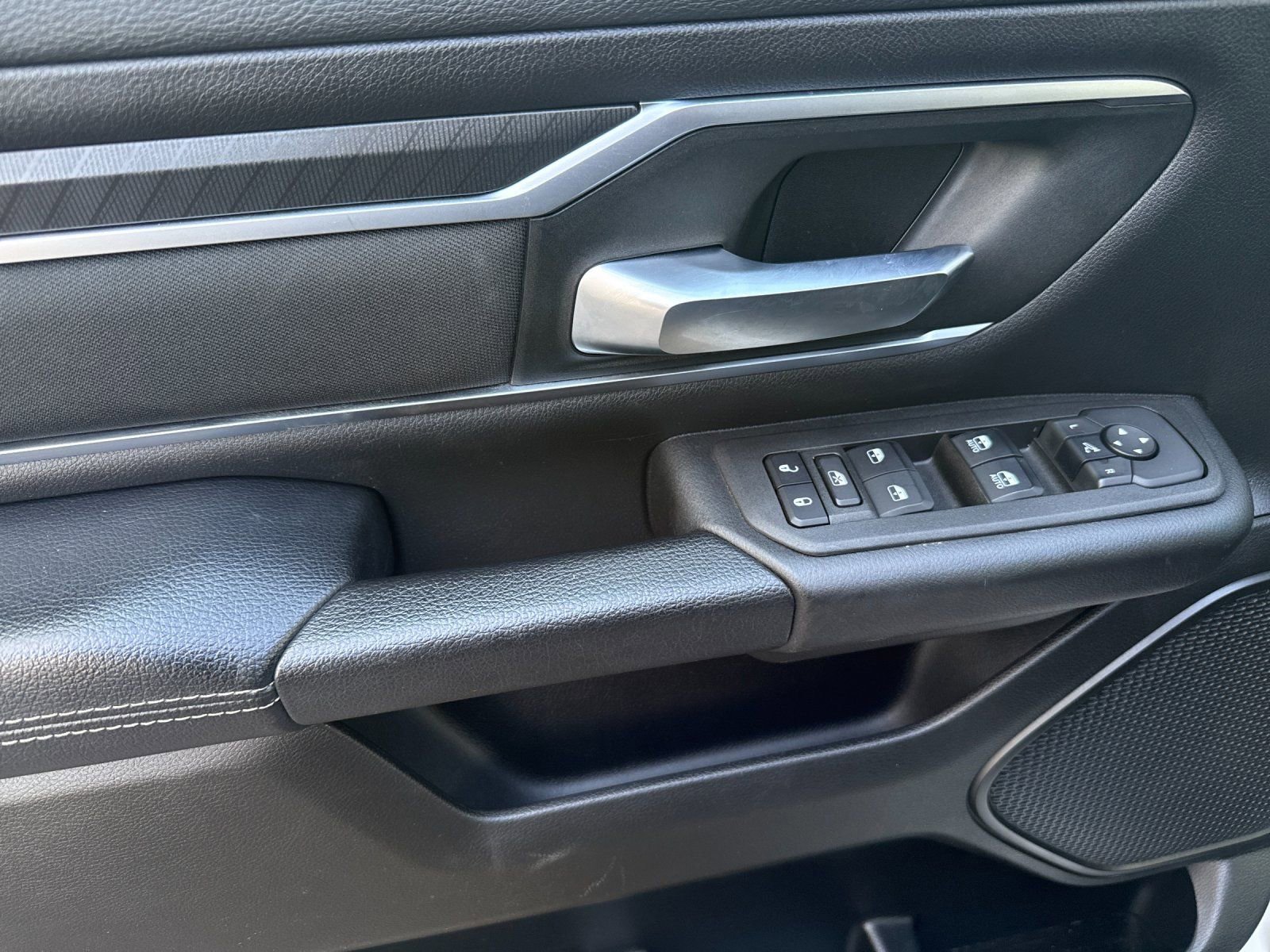 Thumbnail: 2025 RAM 1500 - 11