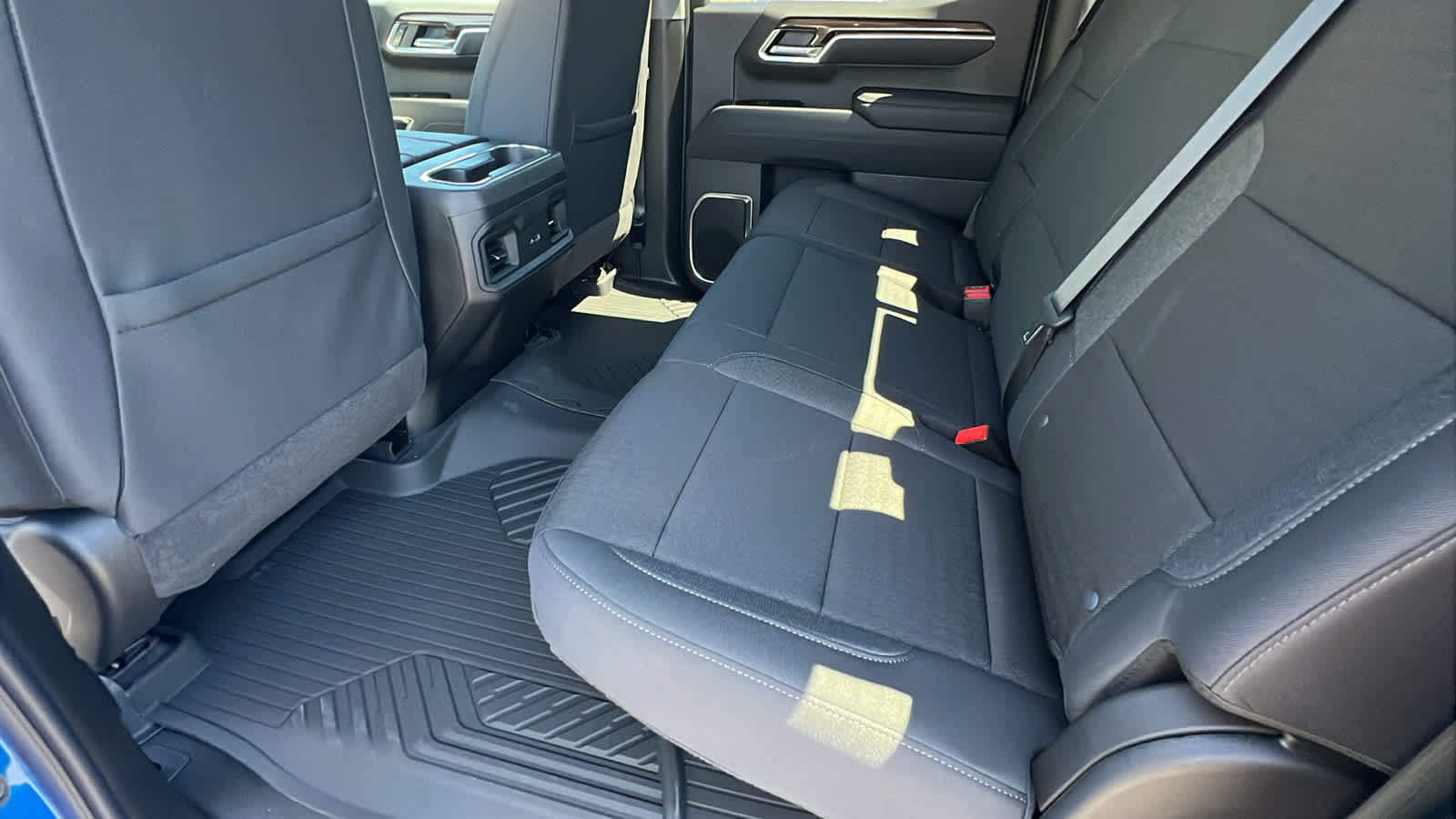 Thumbnail: 2026 Chevrolet Silverado 1500 - 24