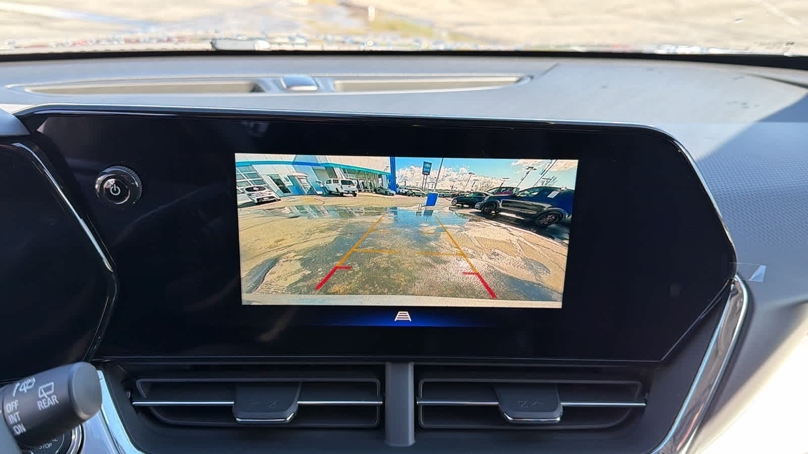 Thumbnail: 2026 Chevrolet Trax - 16