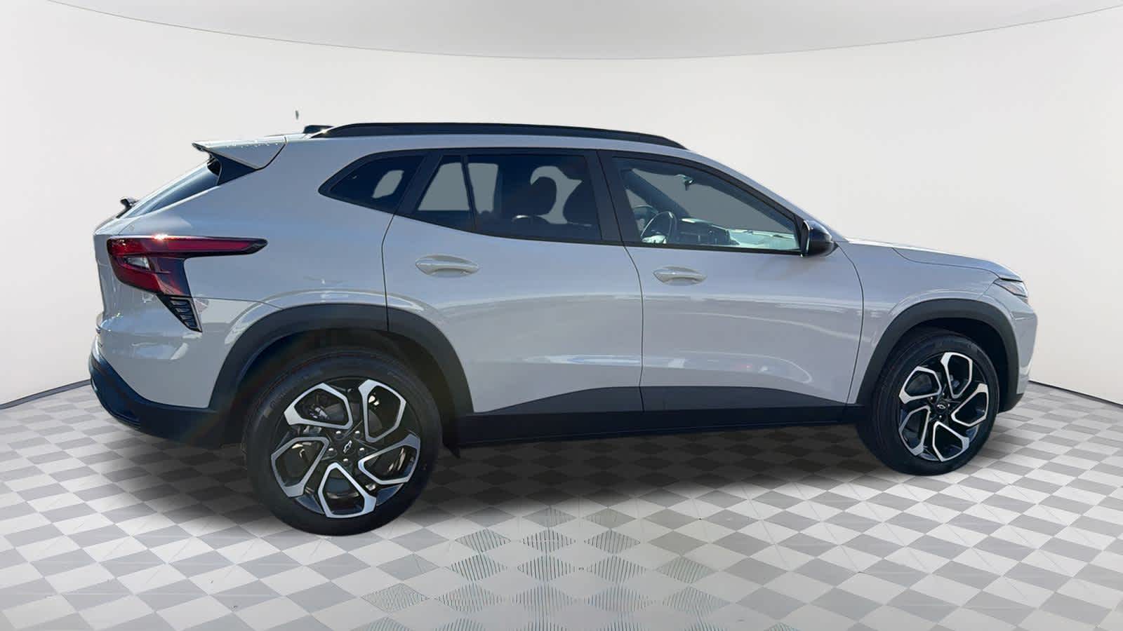 Thumbnail: 2026 Chevrolet Trax - 4