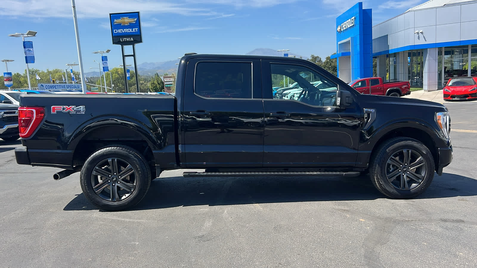 2022 Ford F-150 XL photo 4