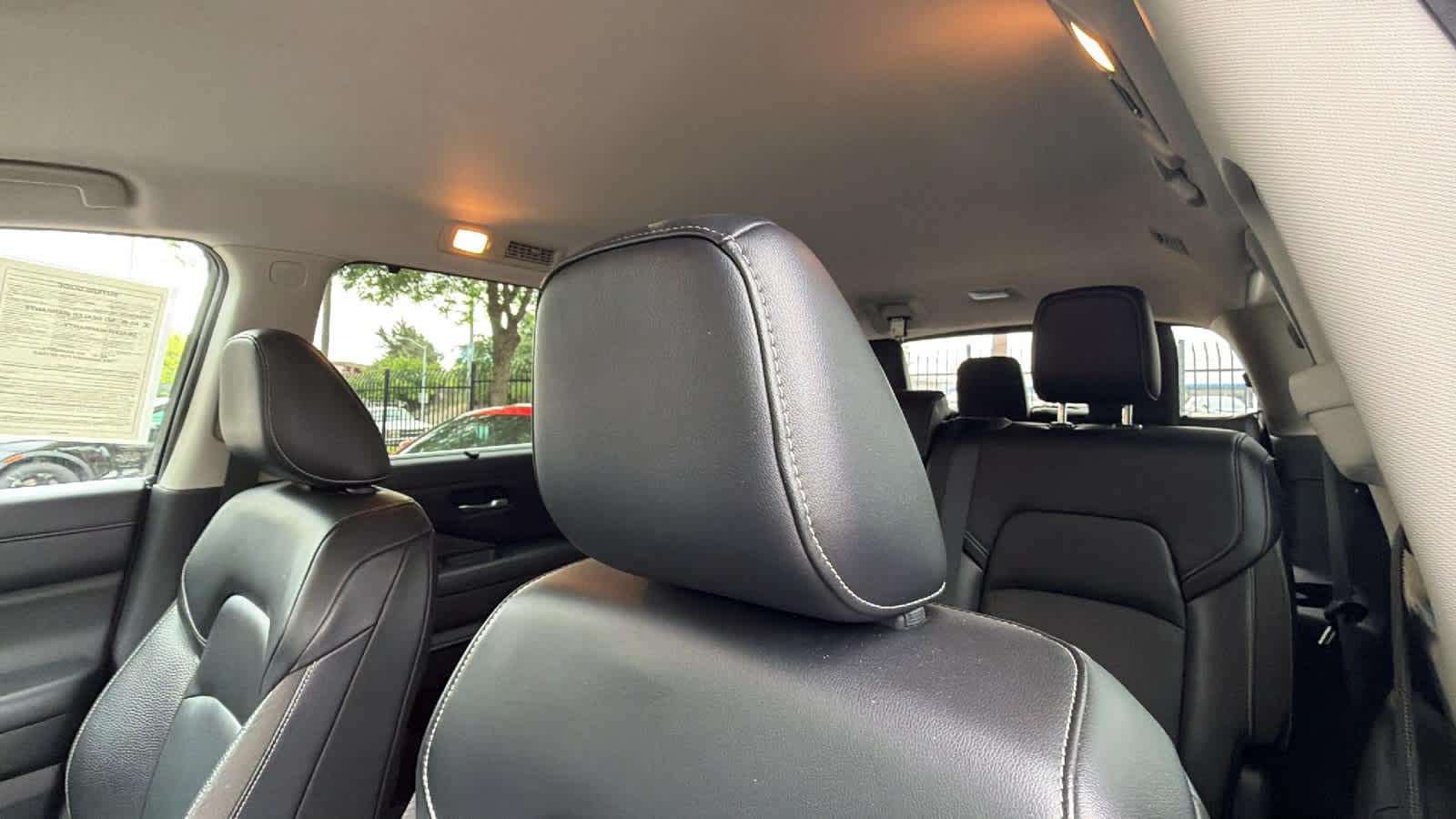 Thumbnail: 2022 Nissan Pathfinder - 11