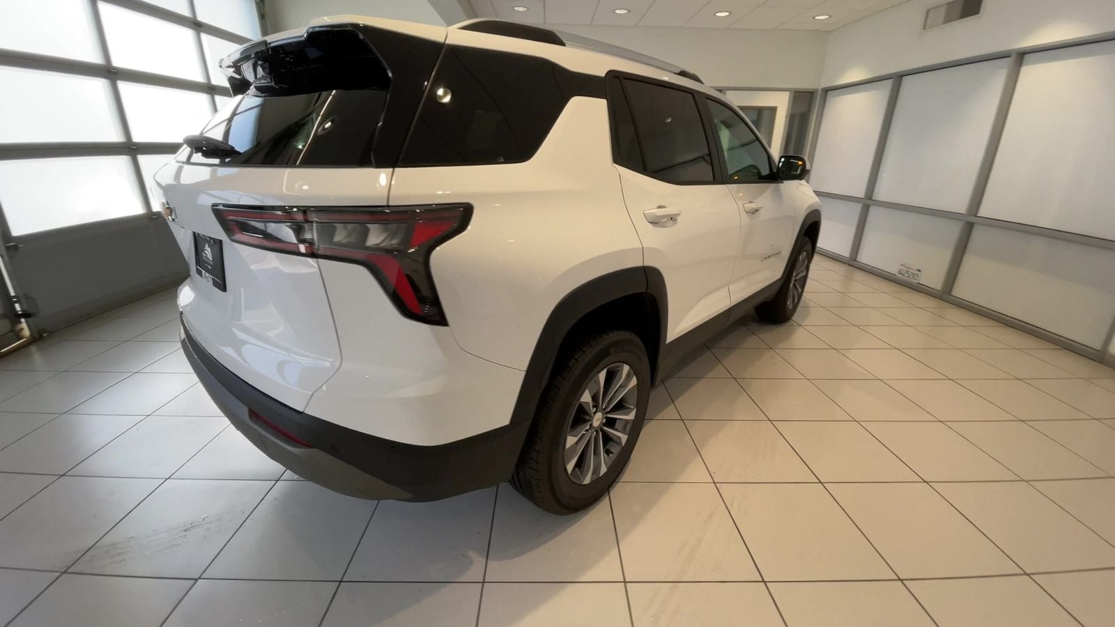Thumbnail: 2025 Chevrolet Equinox - 38