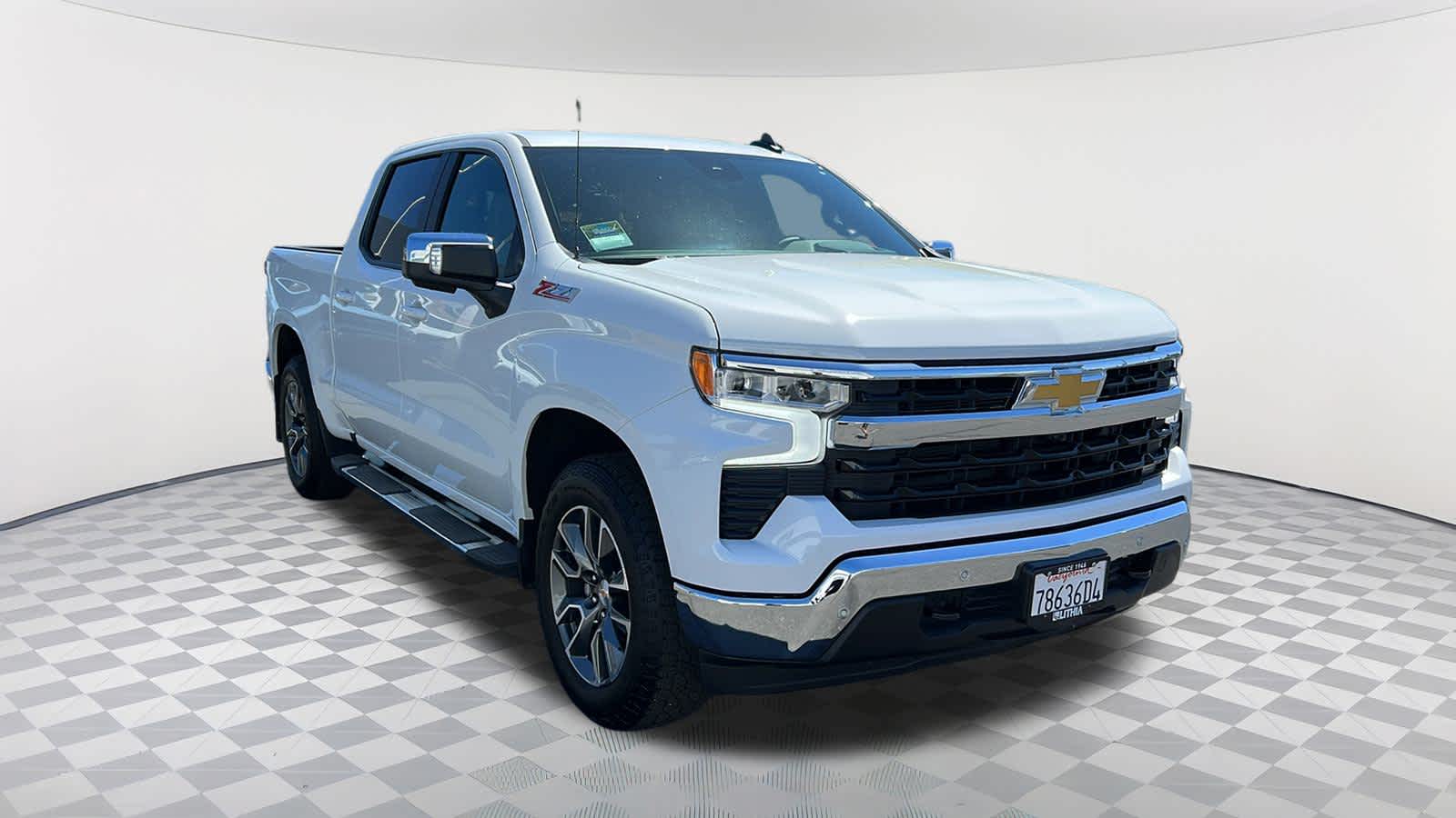 Thumbnail: 2025 Chevrolet Silverado 1500 - 3