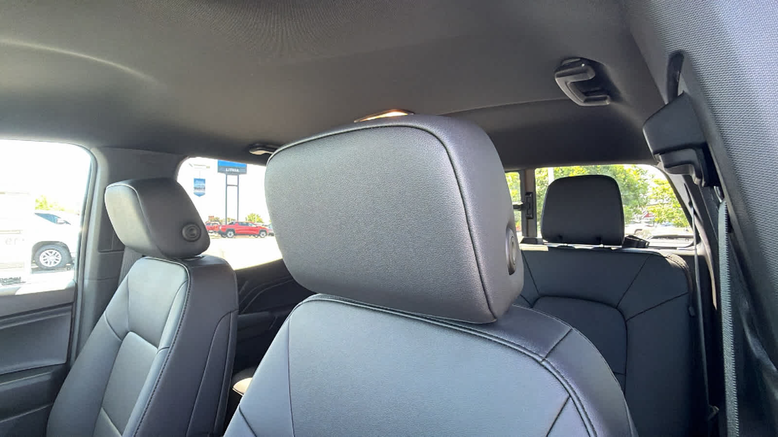 2026 Chevrolet Colorado Trail Boss - Photo 11