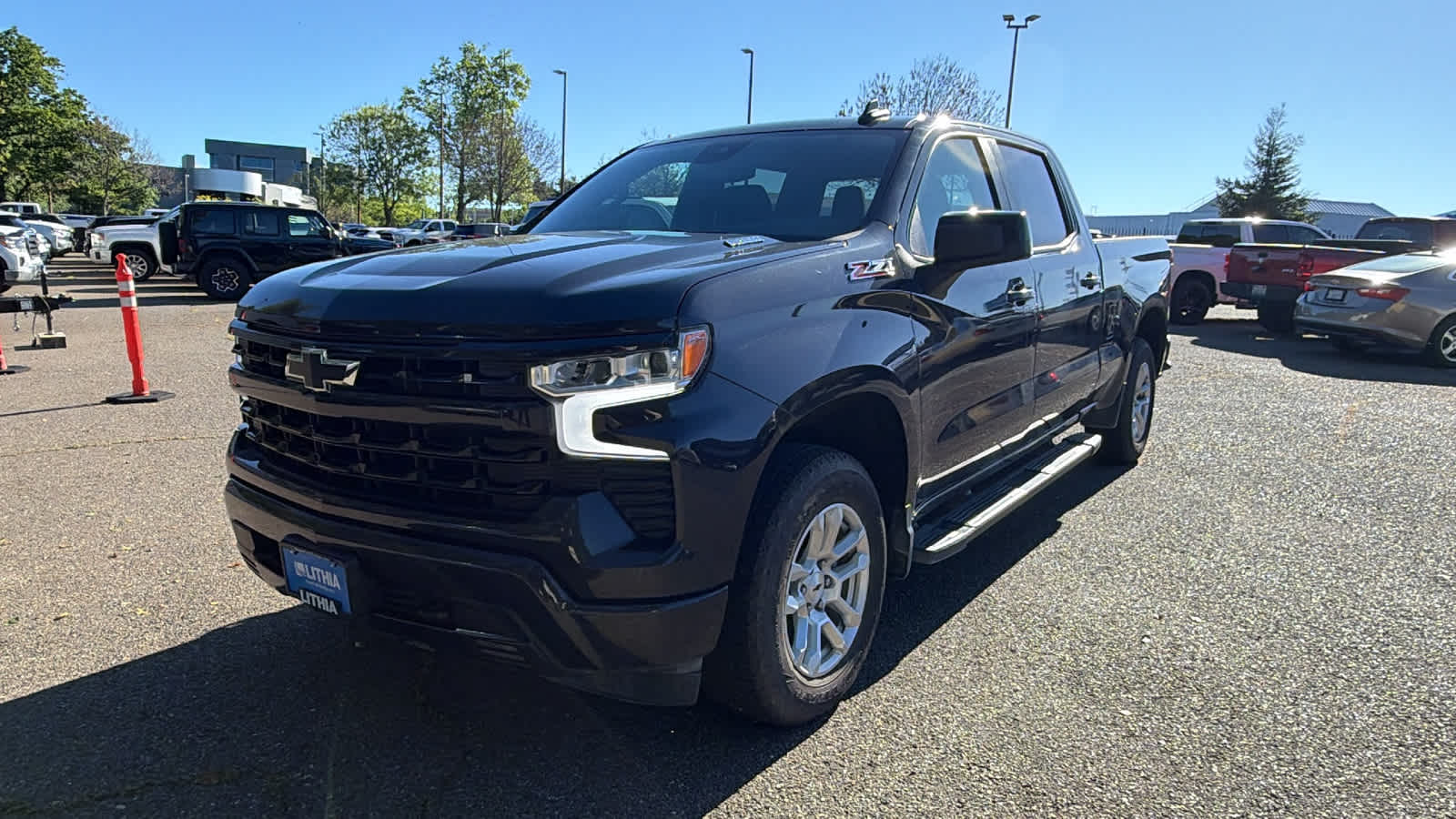 Thumbnail: 2023 Chevrolet Silverado 1500 - 1