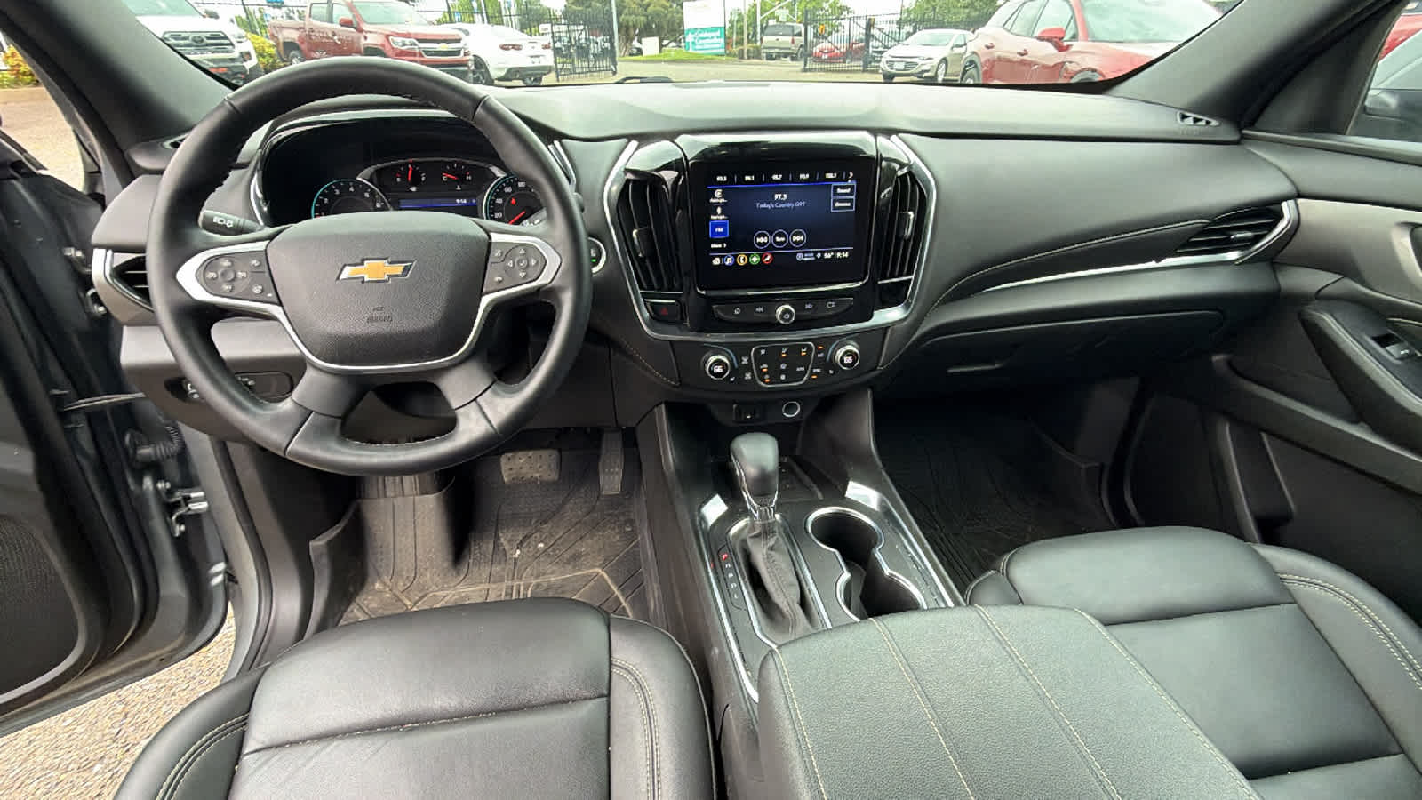 Thumbnail: 2023 Chevrolet Traverse - 18