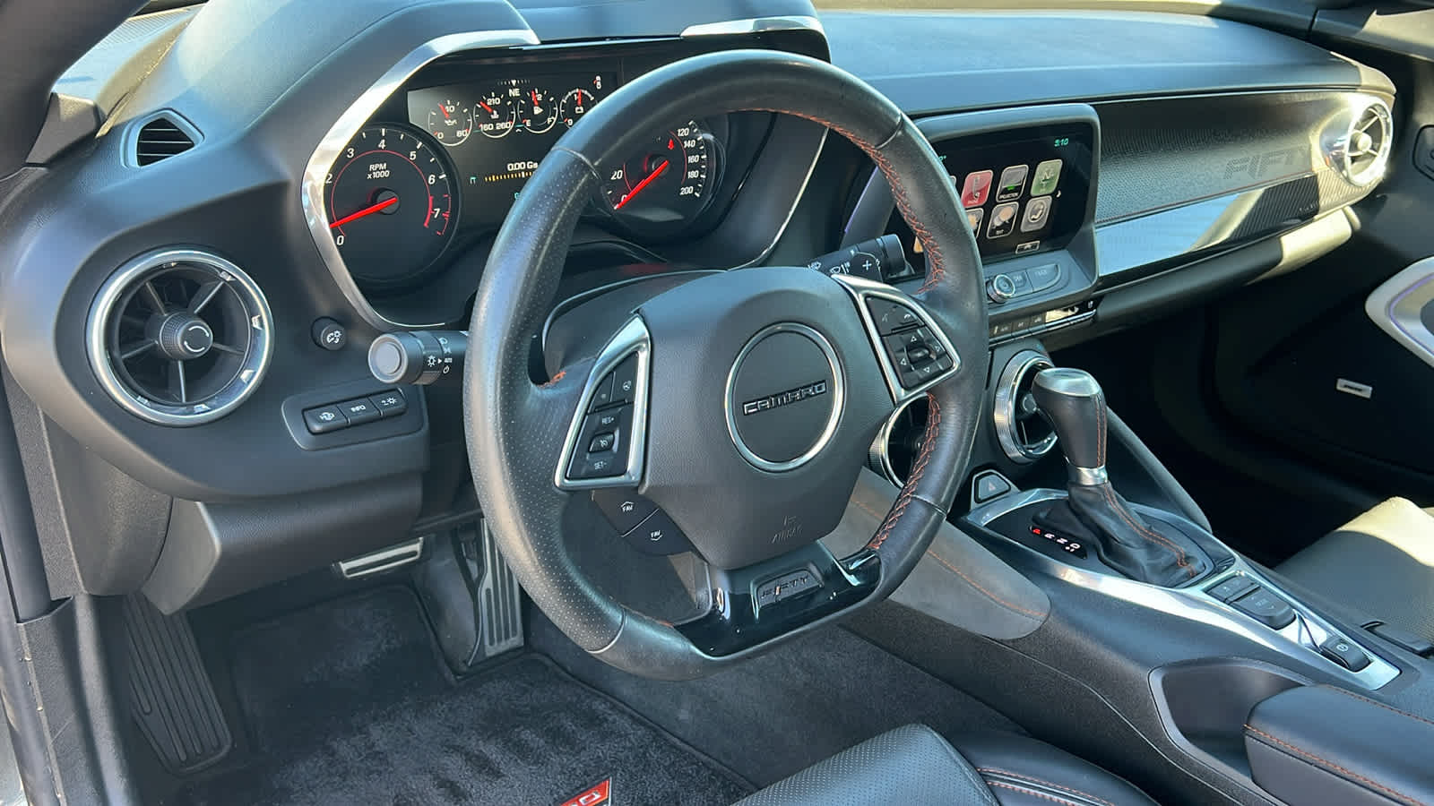 2017 Chevrolet Camaro 2SS - Photo 10