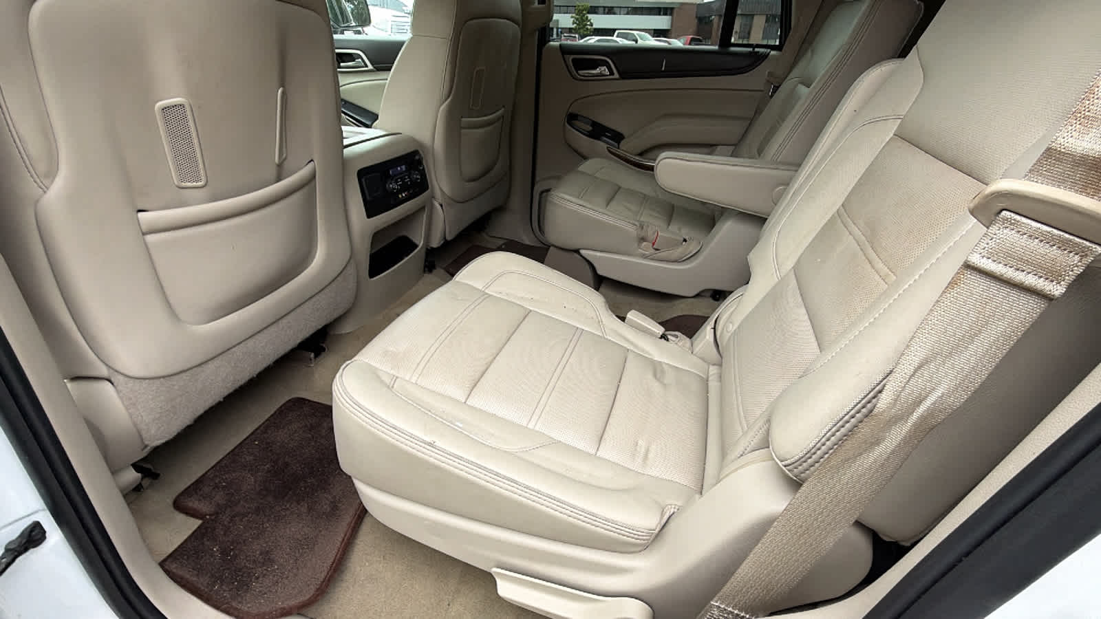 Thumbnail: 2016 GMC Yukon - 18