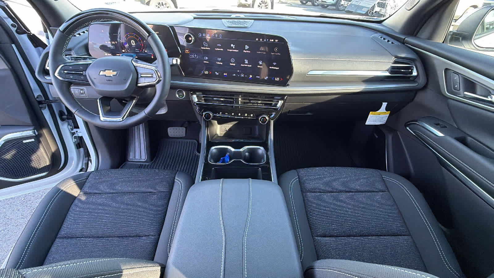 Thumbnail: 2026 Chevrolet Traverse - 26