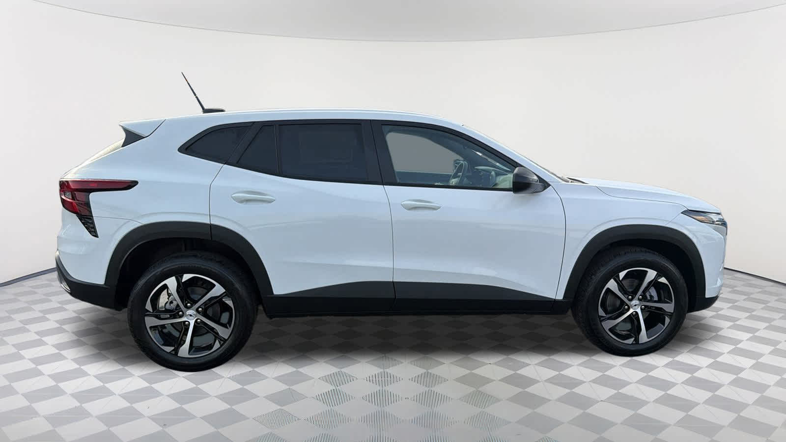 Thumbnail: 2026 Chevrolet Trax - 4