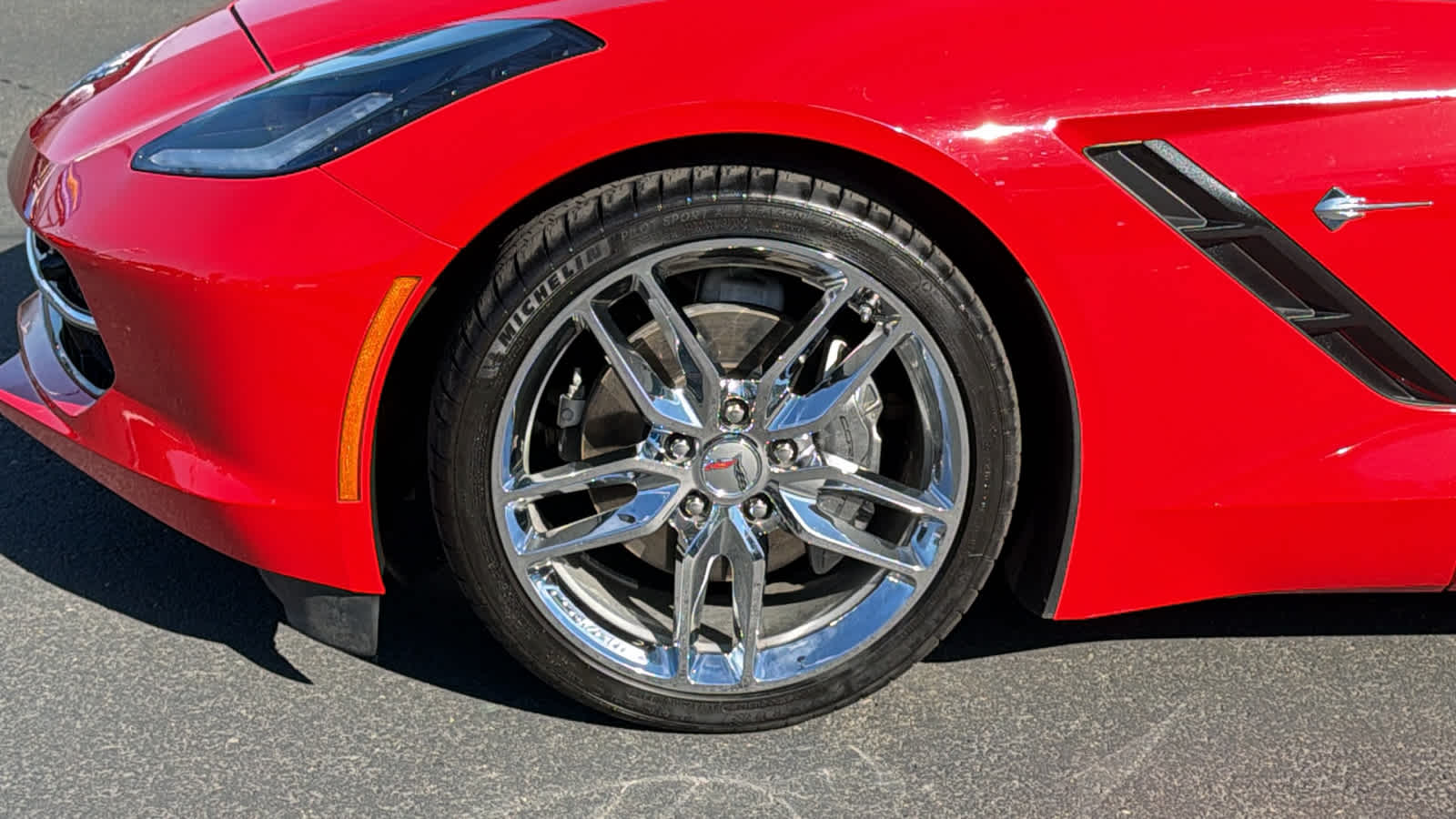 Thumbnail: 2018 Chevrolet Corvette - 9