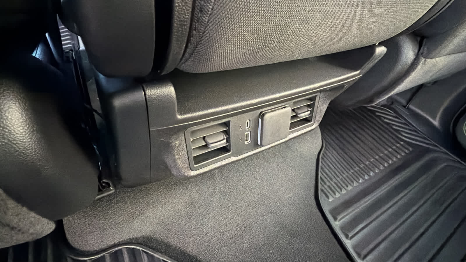 Thumbnail: 2026 Chevrolet Silverado 1500 - 25