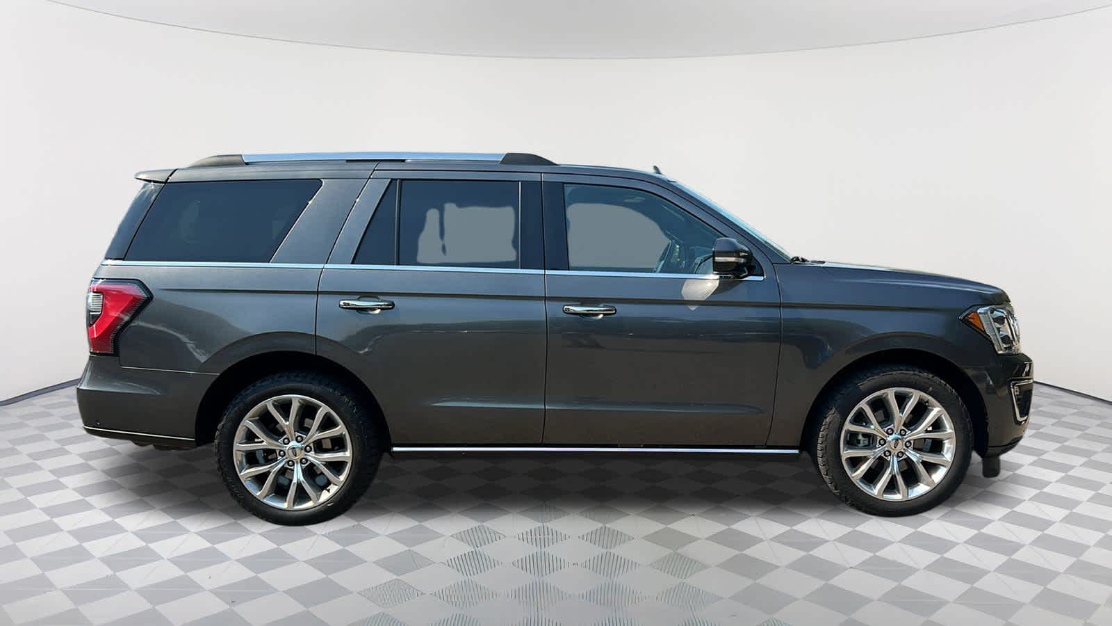 Thumbnail: 2018 Ford Expedition - 4