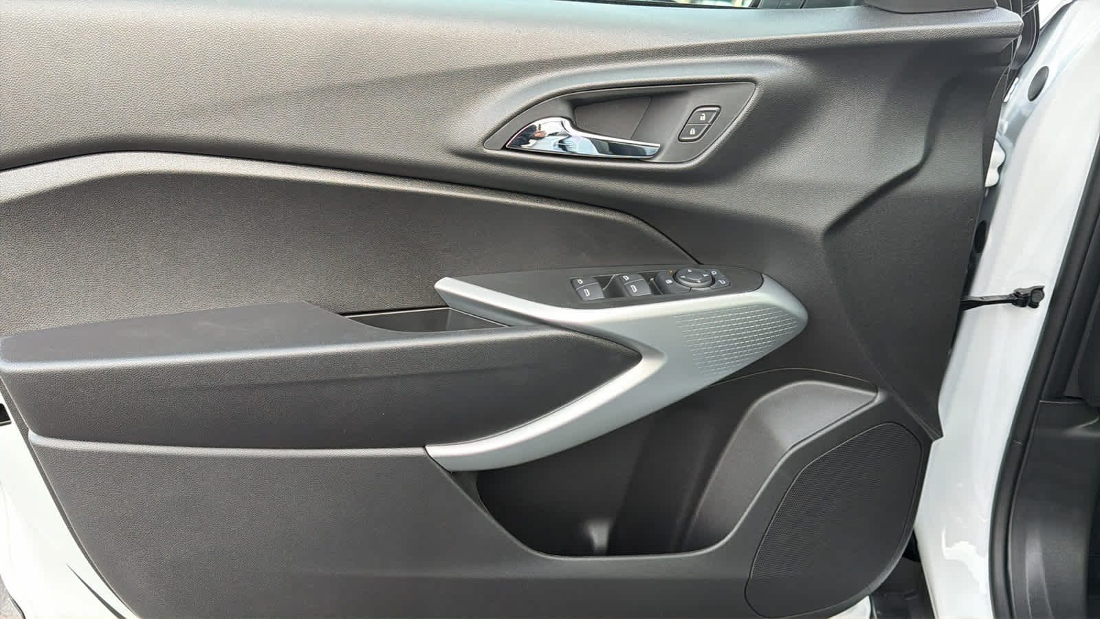 Thumbnail: 2026 Chevrolet Trax - 23