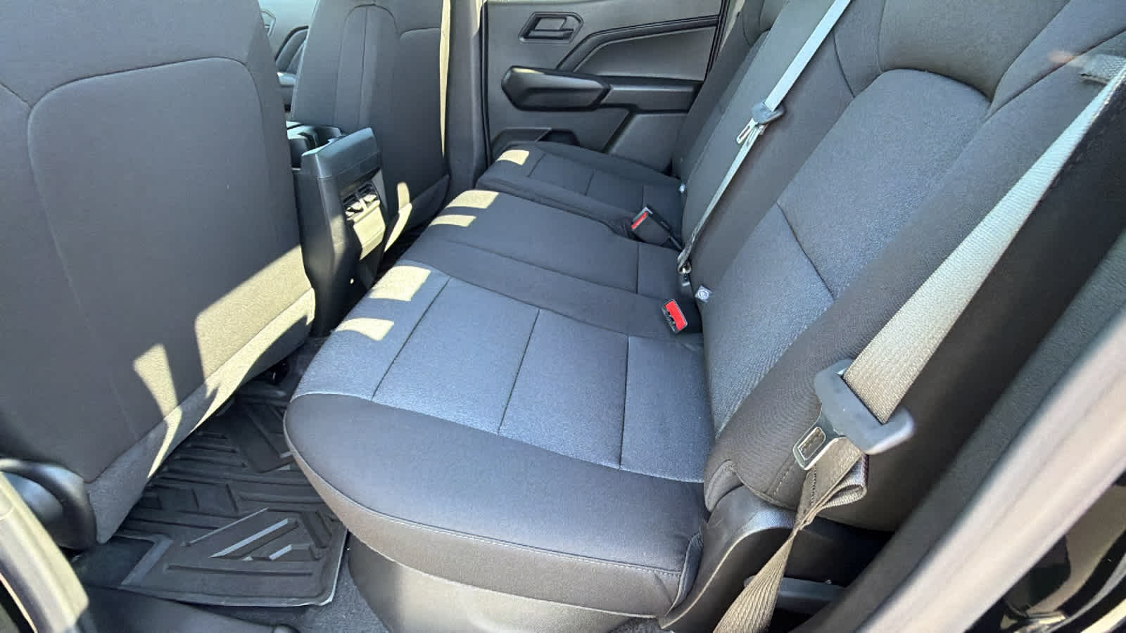 2026 Chevrolet Colorado Trail Boss - Photo 24
