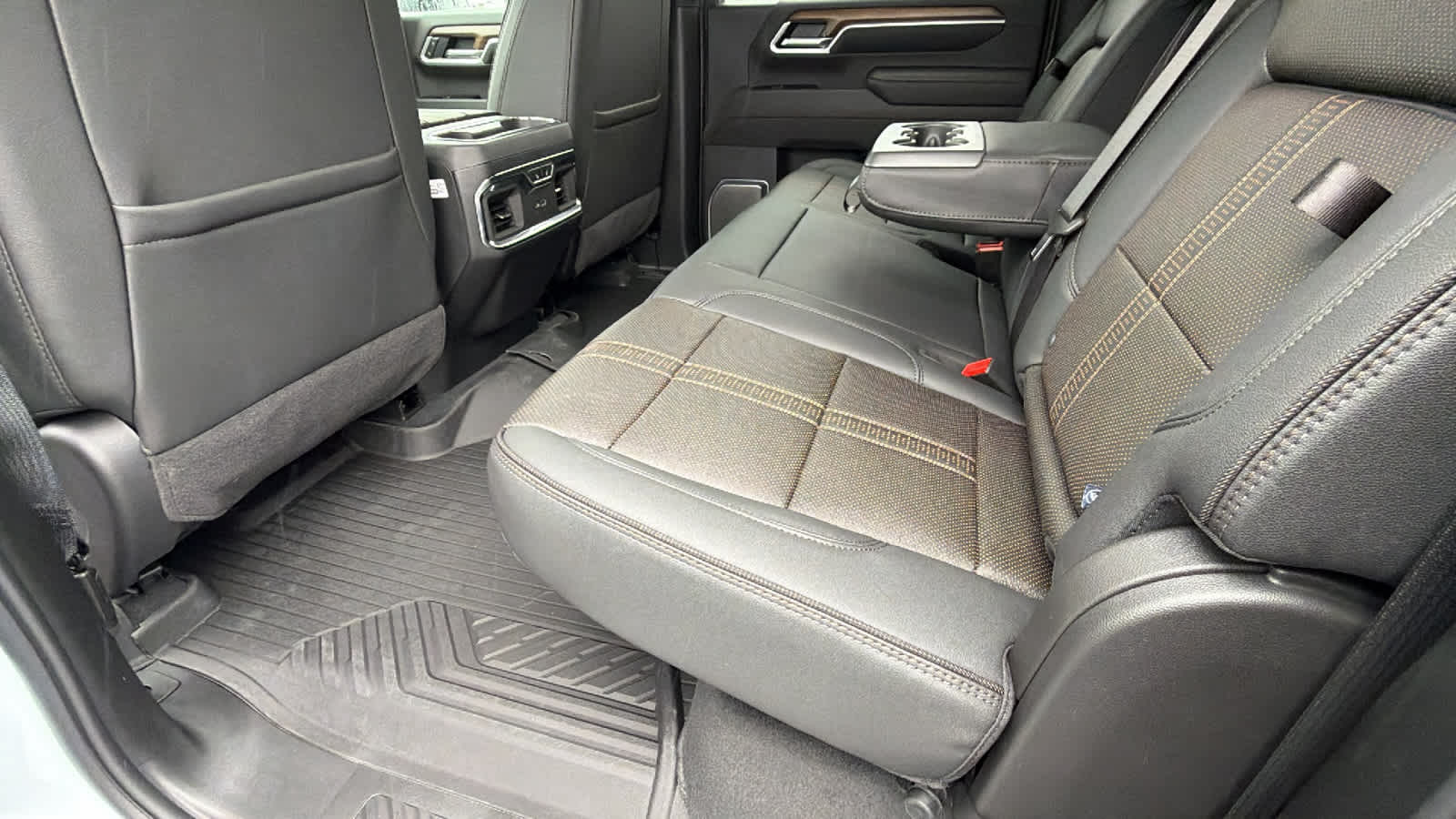 2026 Chevrolet Silverado 2500 HD High Country - Photo 24