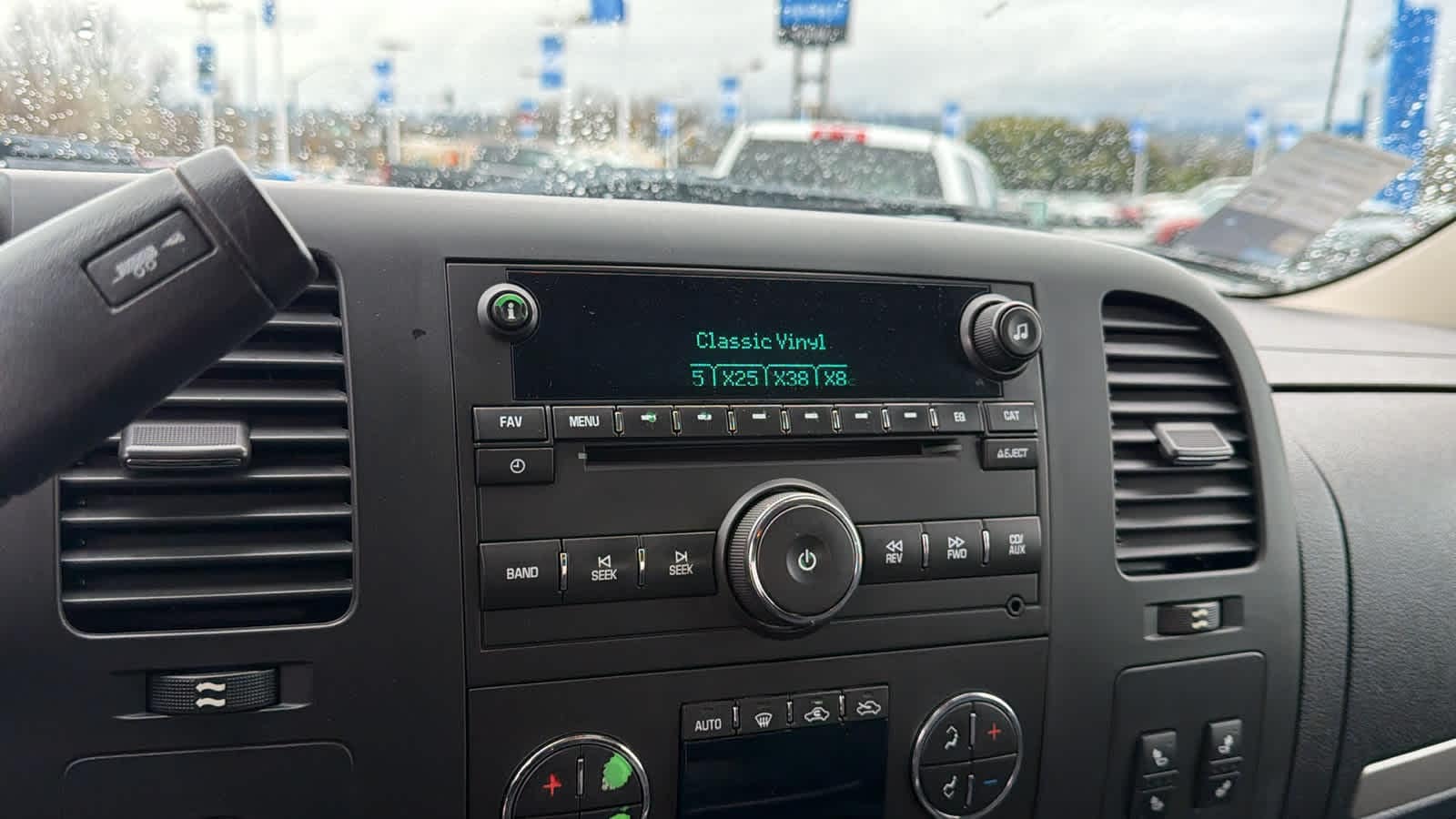 Thumbnail: 2013 Chevrolet Silverado 2500 - 15